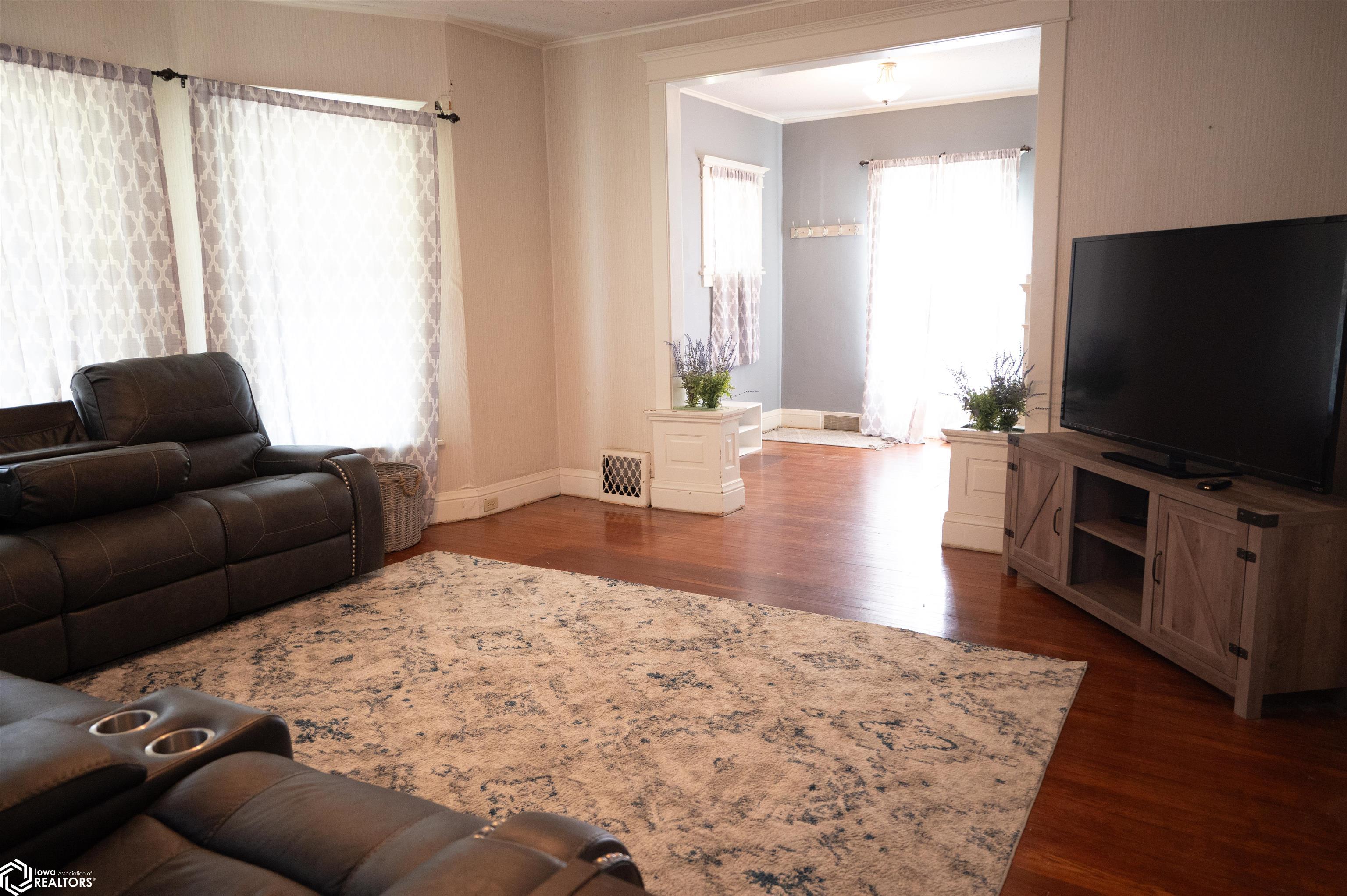 825 Clark Street, Warsaw, Illinois image 9