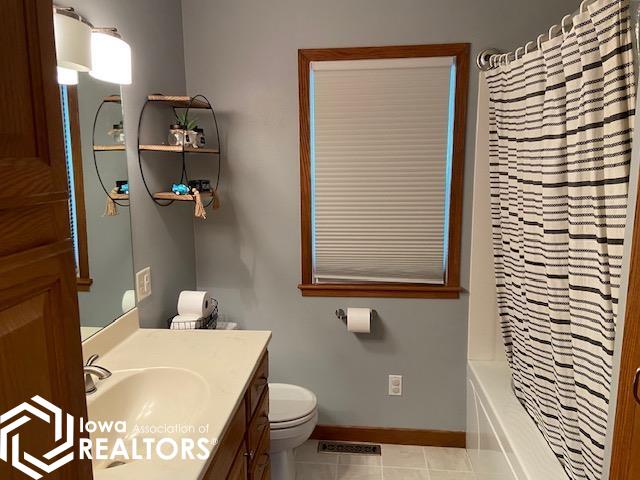 417 S 9th Street, Clear Lake, Iowa image 15