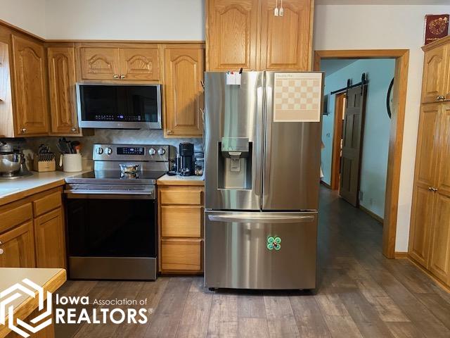 417 S 9th Street, Clear Lake, Iowa image 3