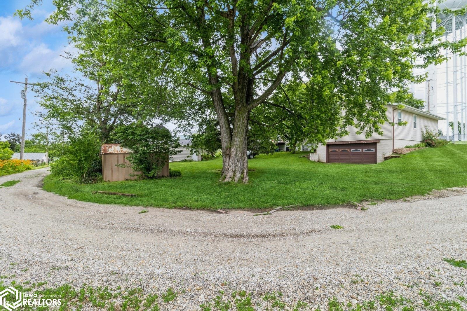 208 Young Street, Marshalltown, Iowa image 5