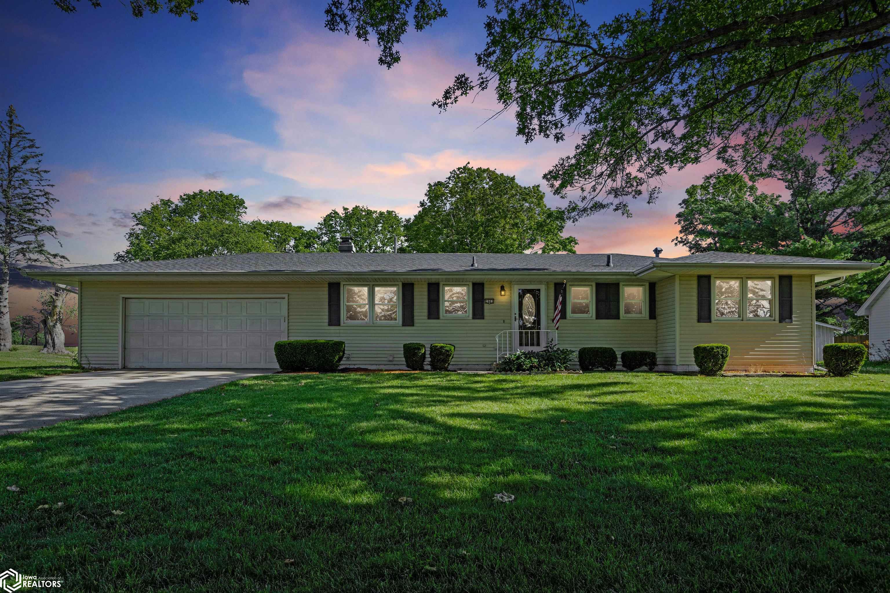 2903 Nelson Road, Marshalltown, Iowa image 2
