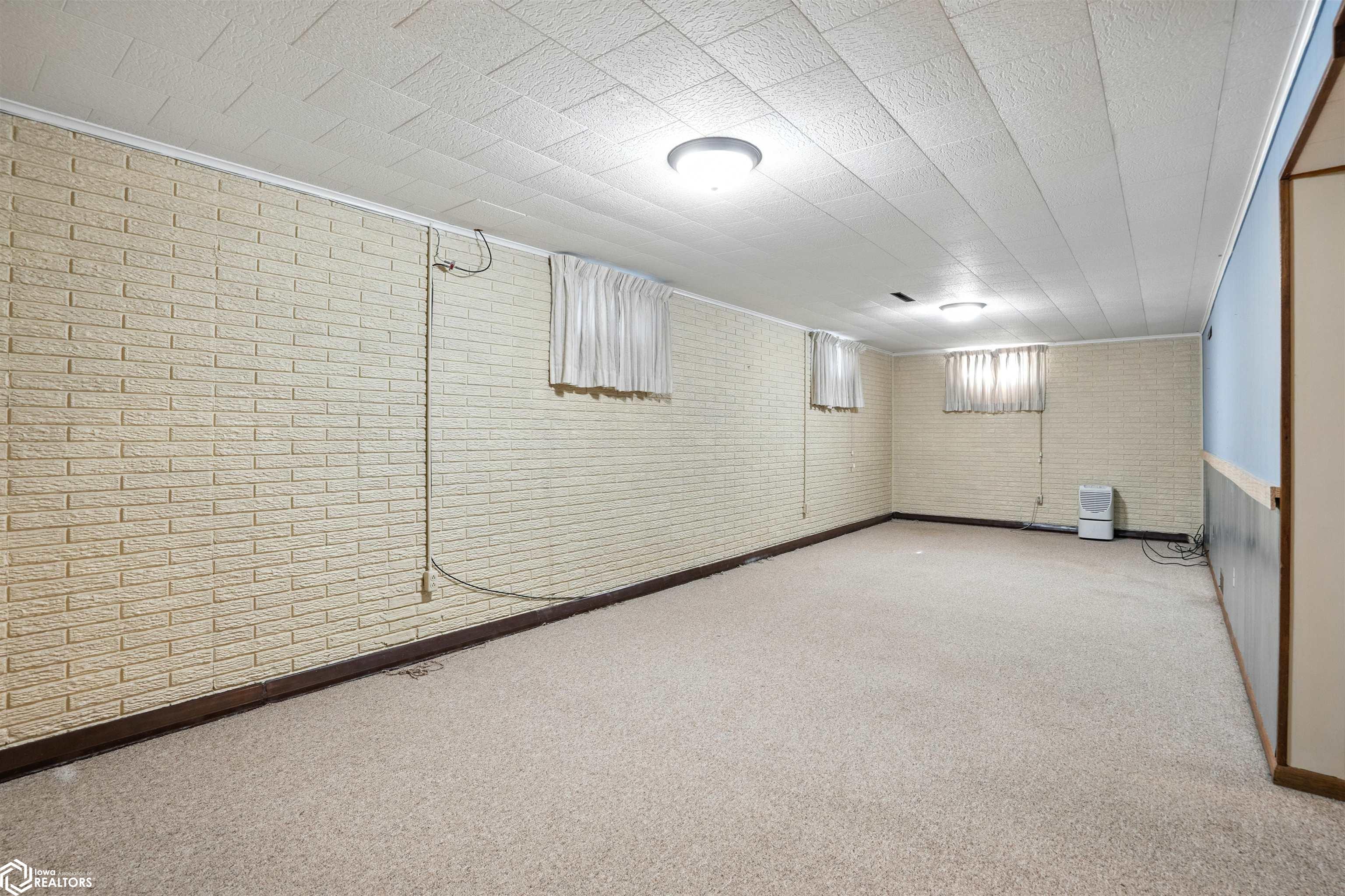 2903 Nelson Road, Marshalltown, Iowa image 24
