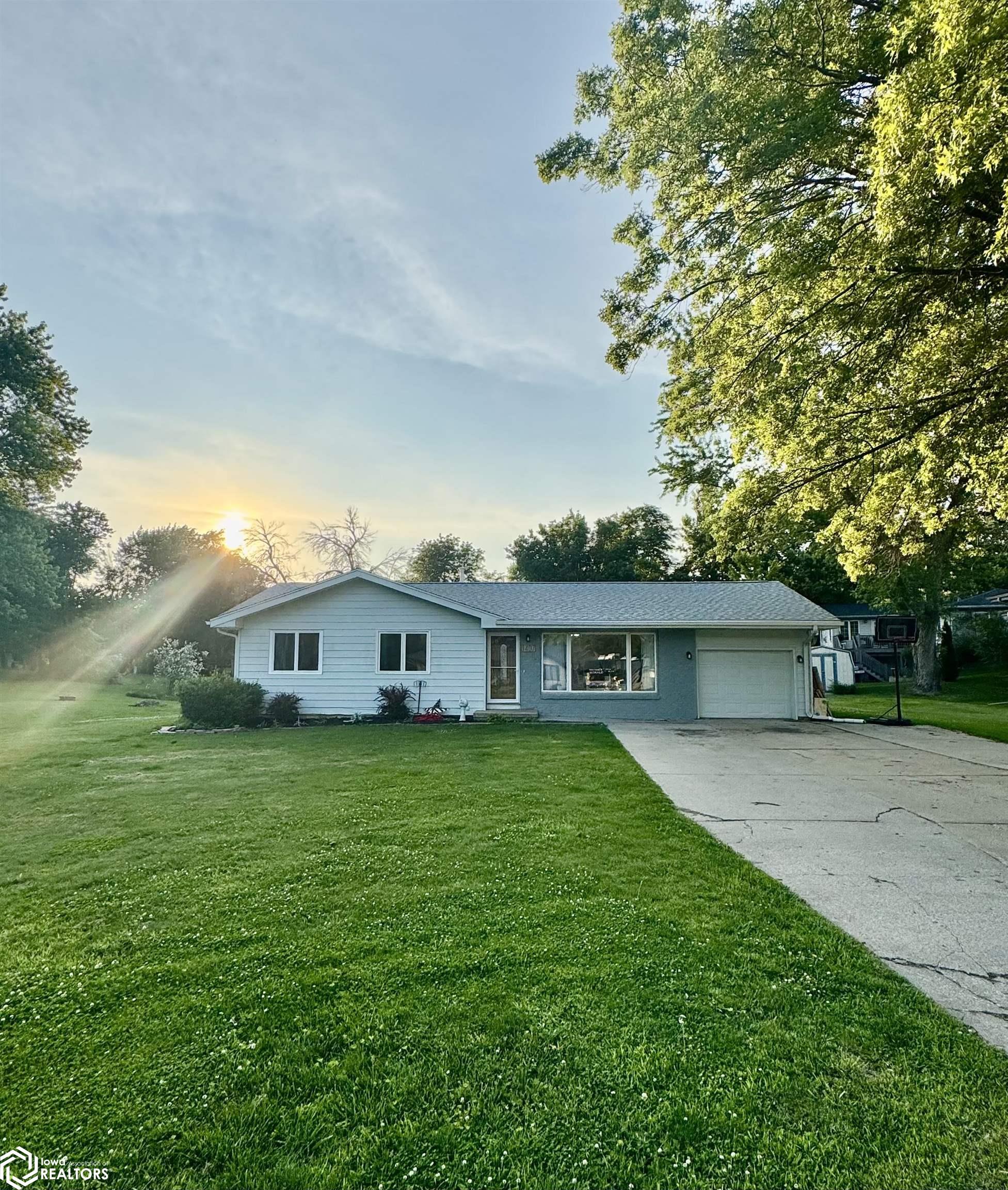 1407 16th Street, Harlan, Iowa image 1