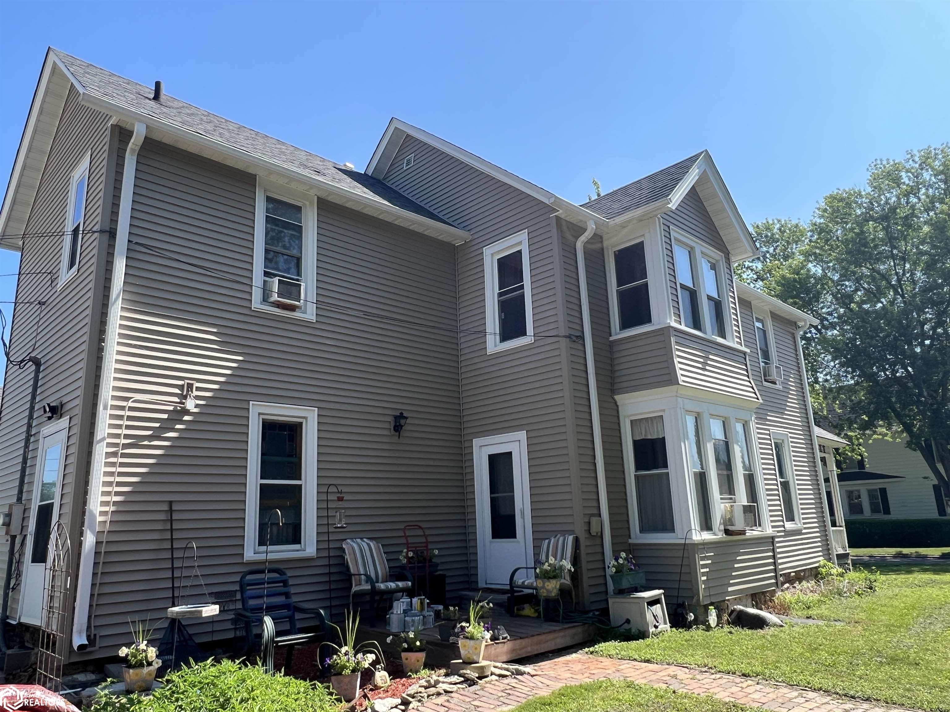 1727 Orchard St, Burlington, Iowa image 4