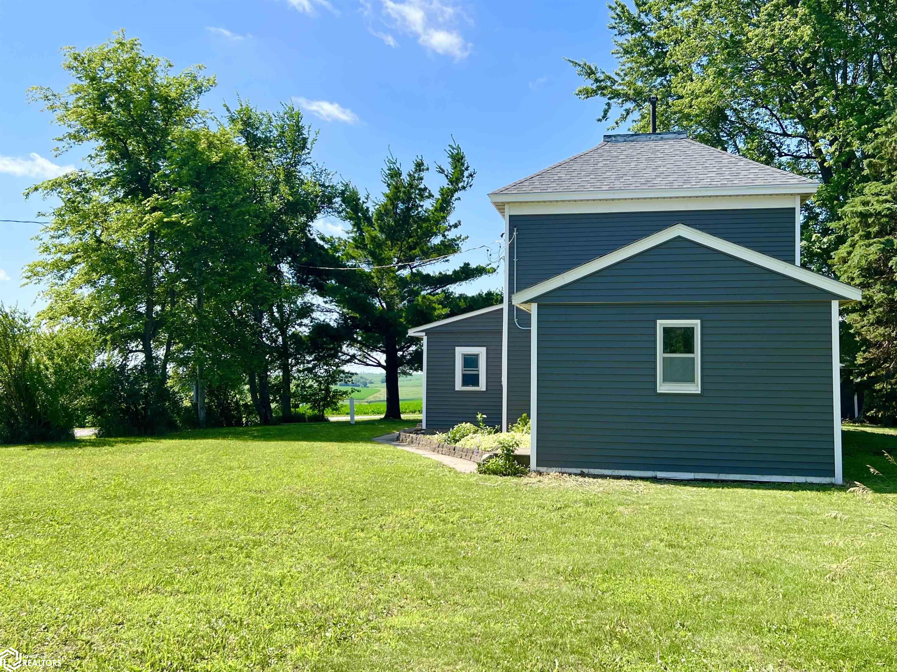6285 E 28th Street, Newton, Iowa image 21