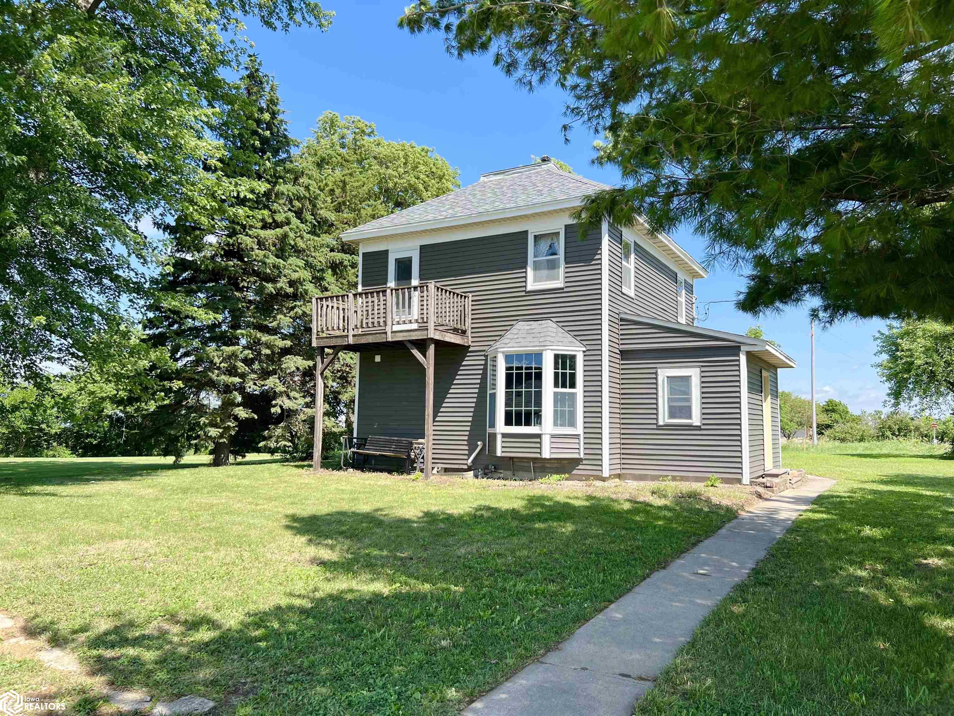 6285 E 28th Street, Newton, Iowa image 33