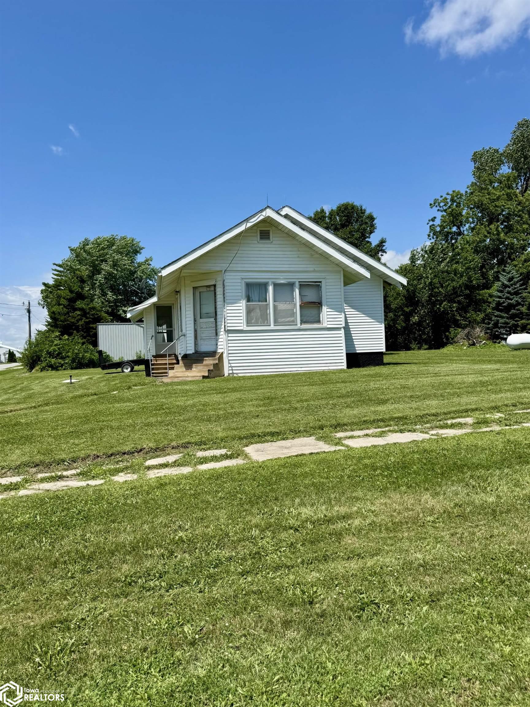 201 Fourth Street, Redding, Iowa image 1
