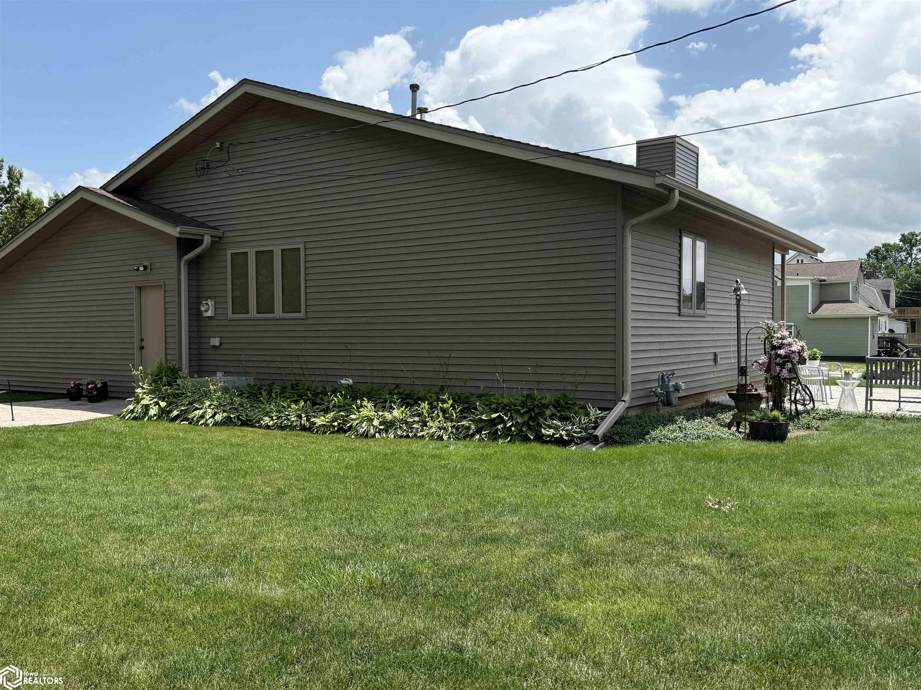 300 N Sumner Avenue, Creston, Iowa image 11