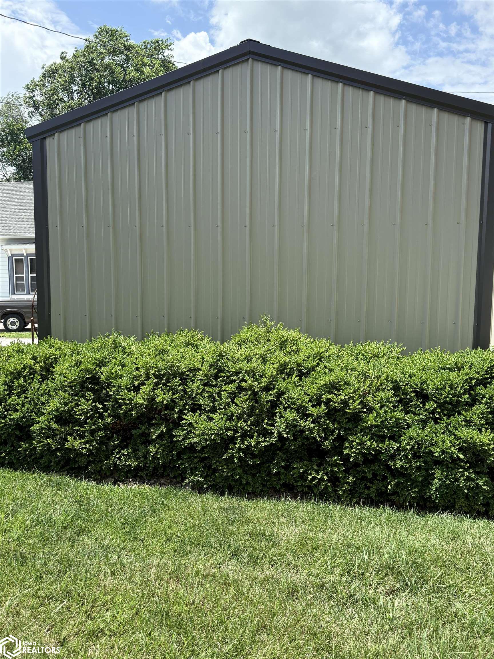 300 N Sumner Avenue, Creston, Iowa image 13