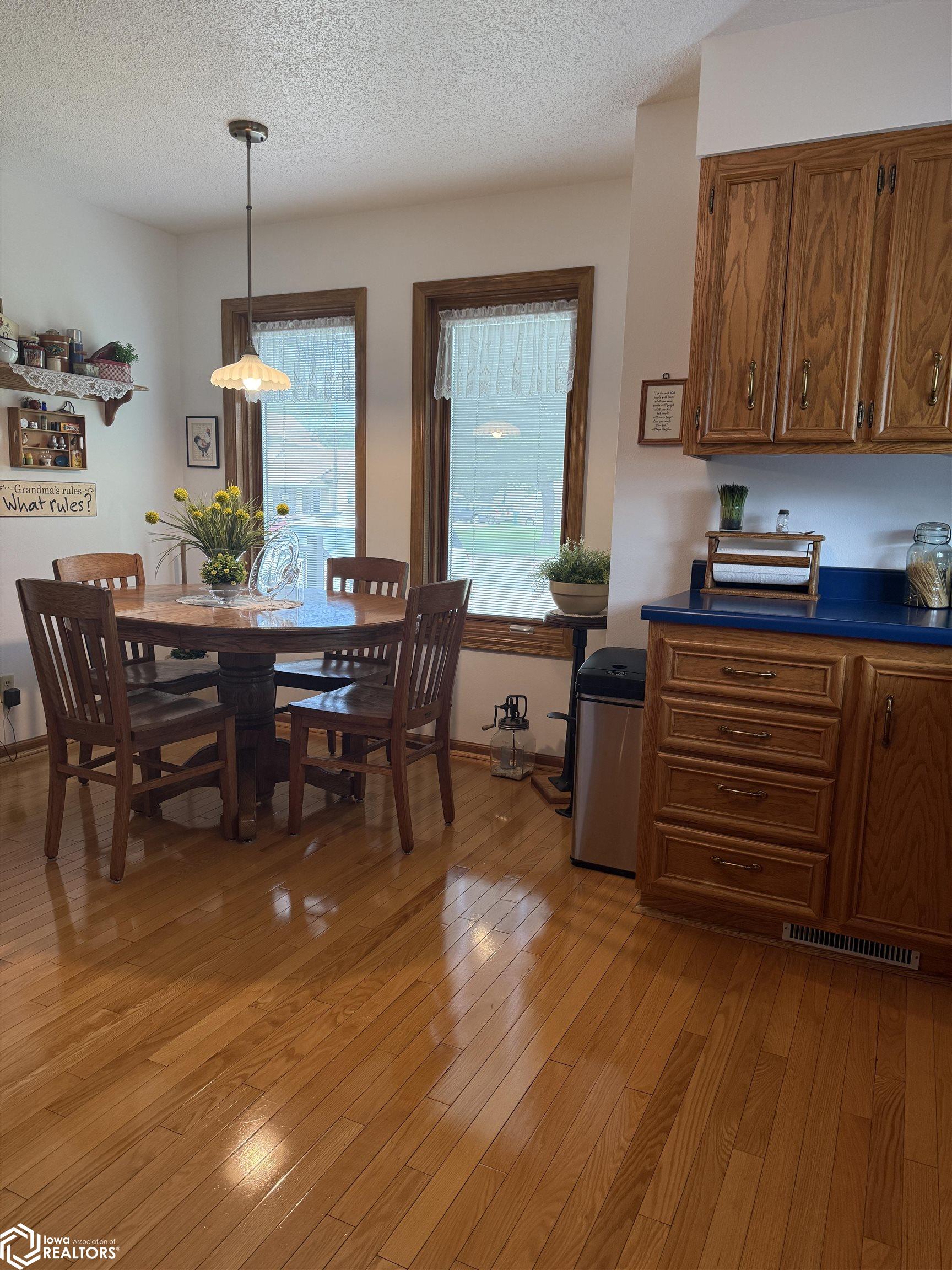 300 N Sumner Avenue, Creston, Iowa image 21