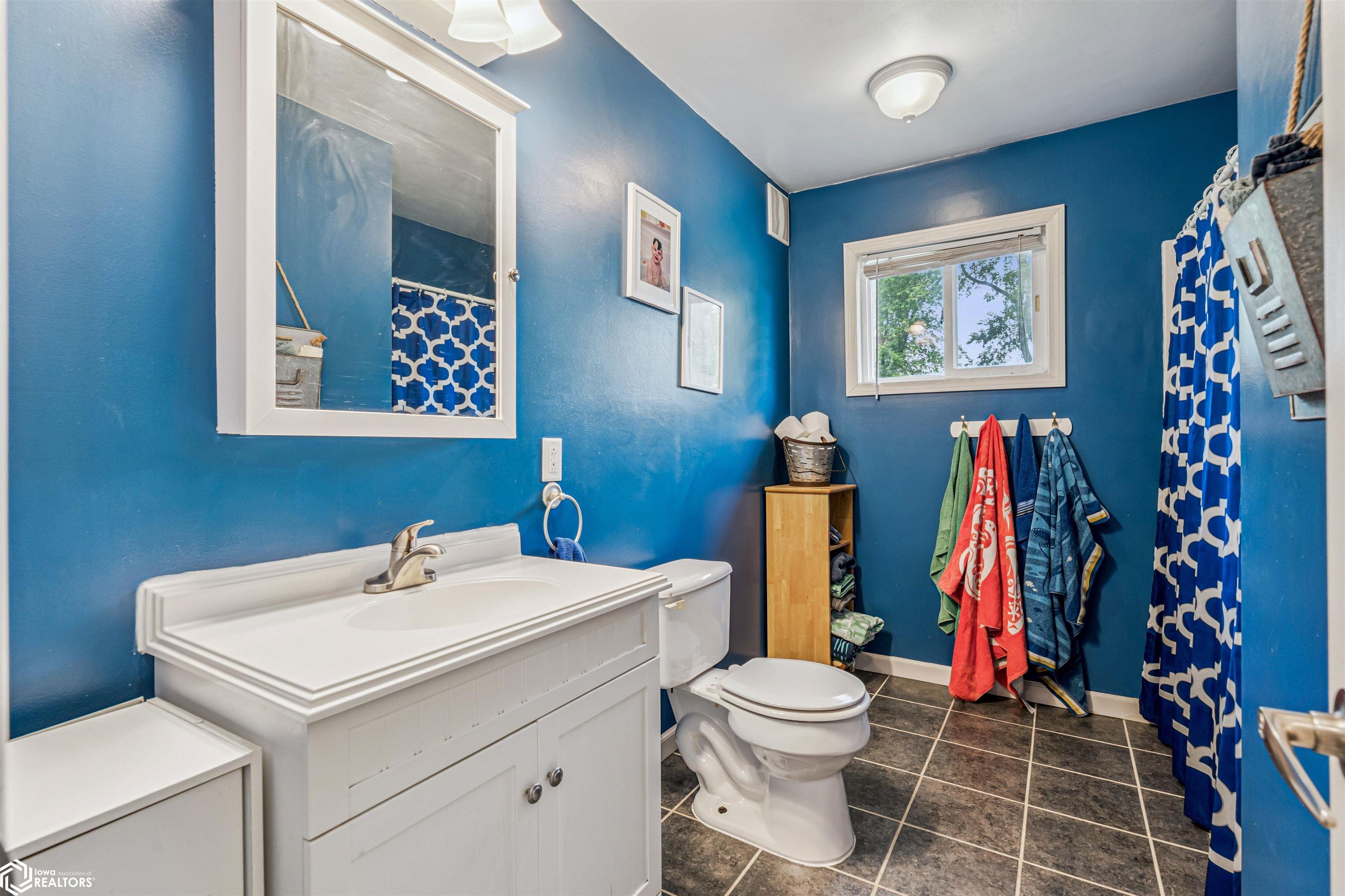1315 Penrose Street, Grinnell, Iowa image 16