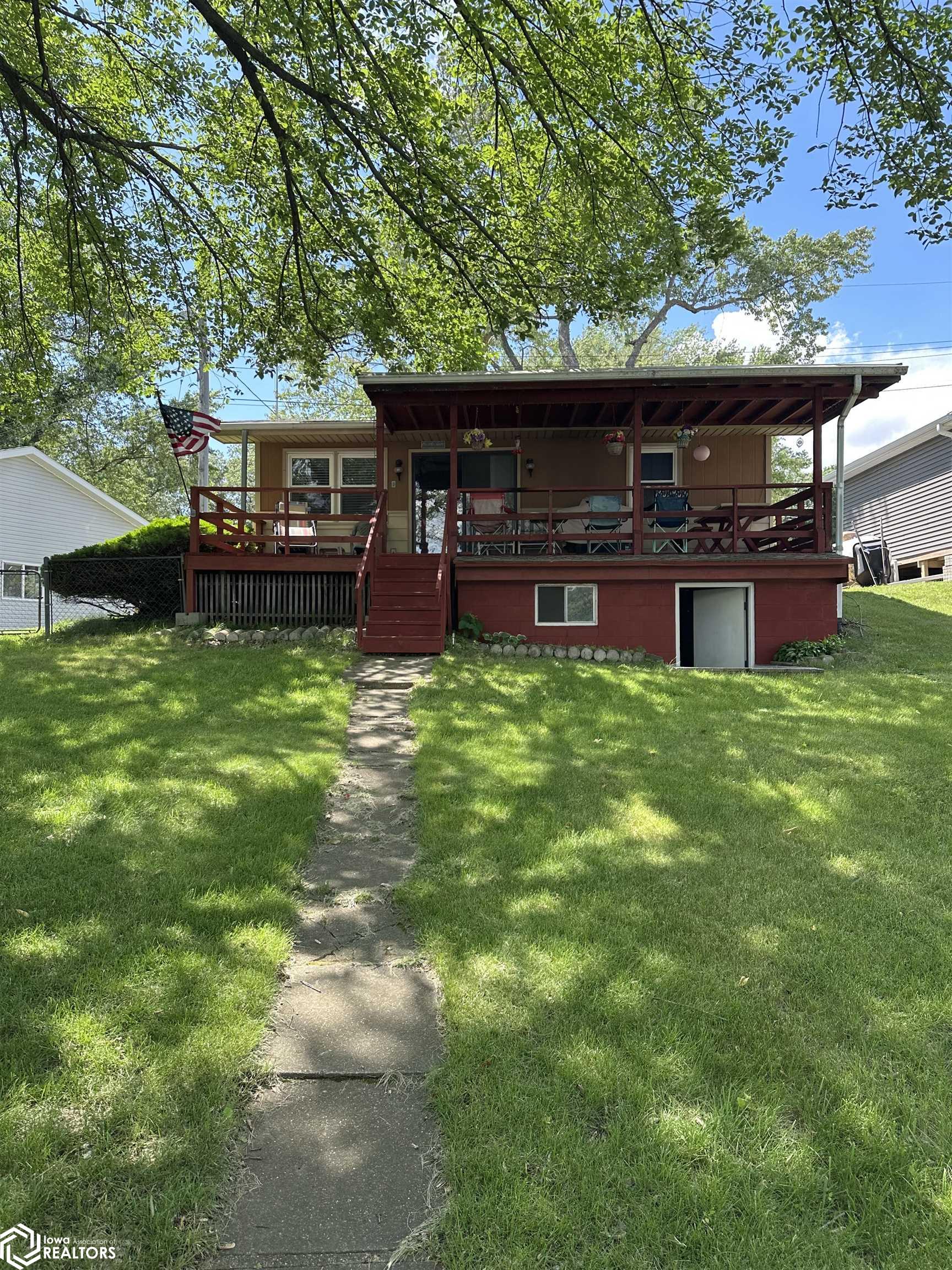 160 Hillcrest Ridge, Montezuma, Iowa image 1