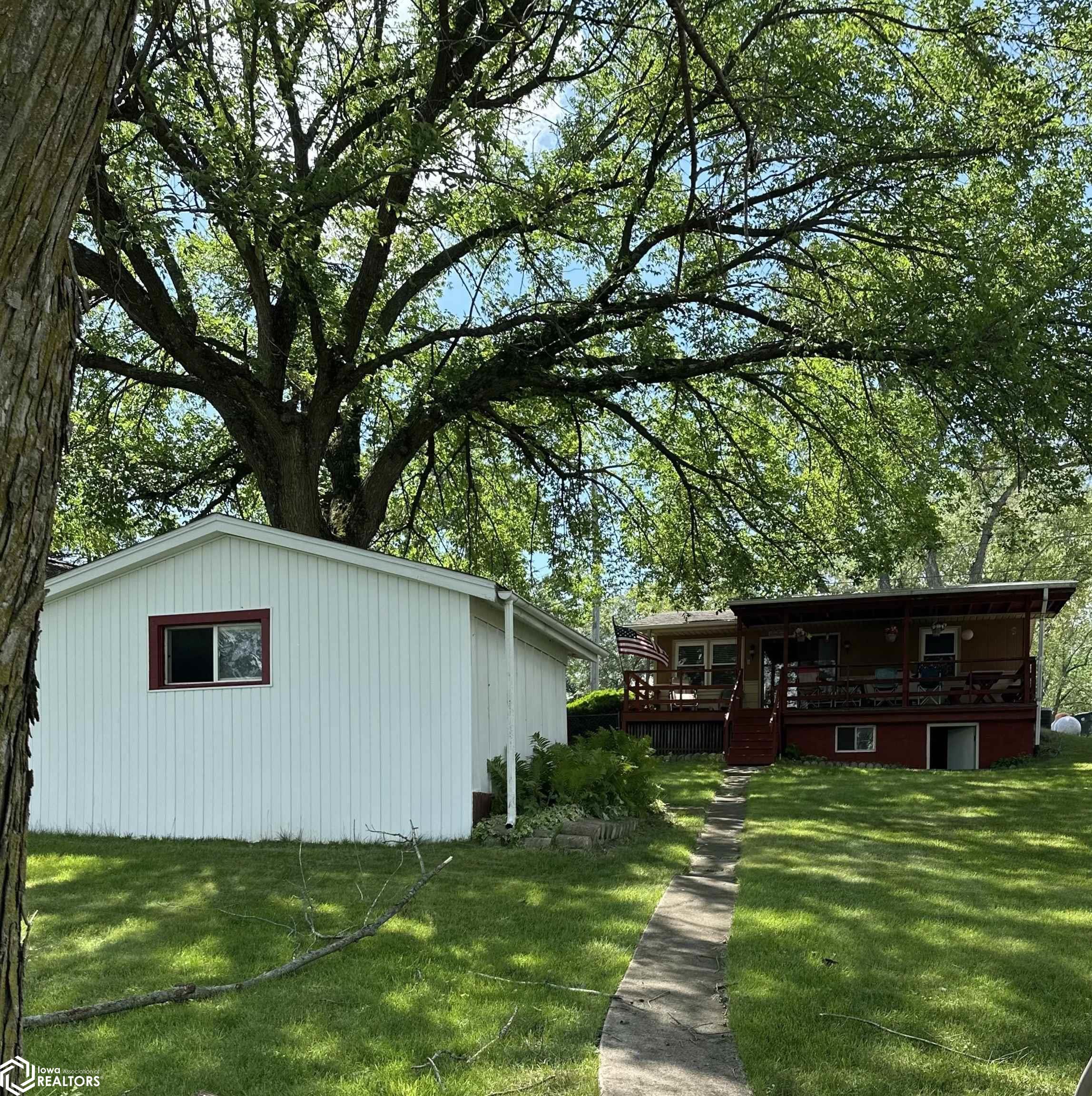 160 Hillcrest Ridge, Montezuma, Iowa image 14