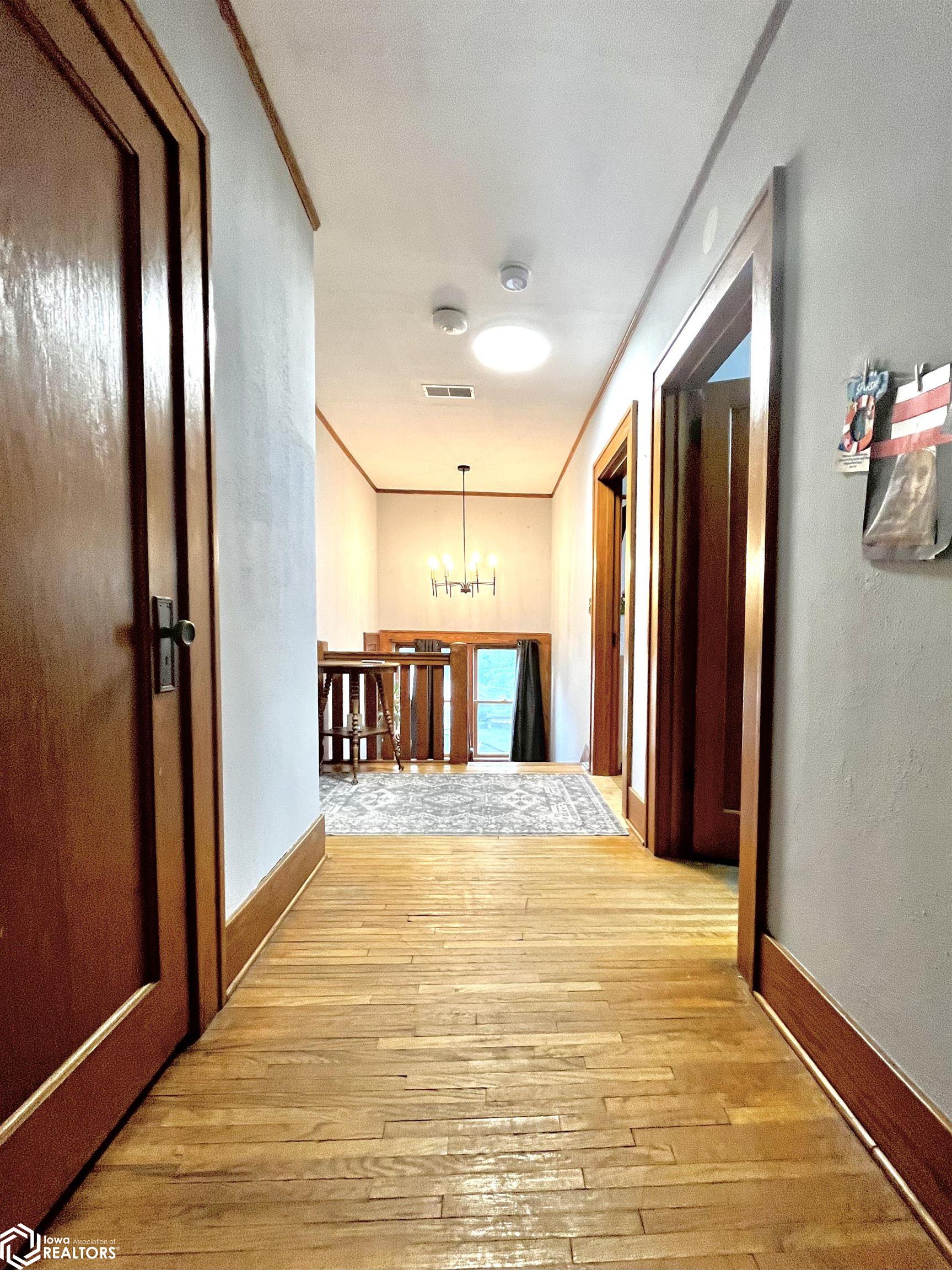 906 Locust Street, Atlantic, Iowa image 38