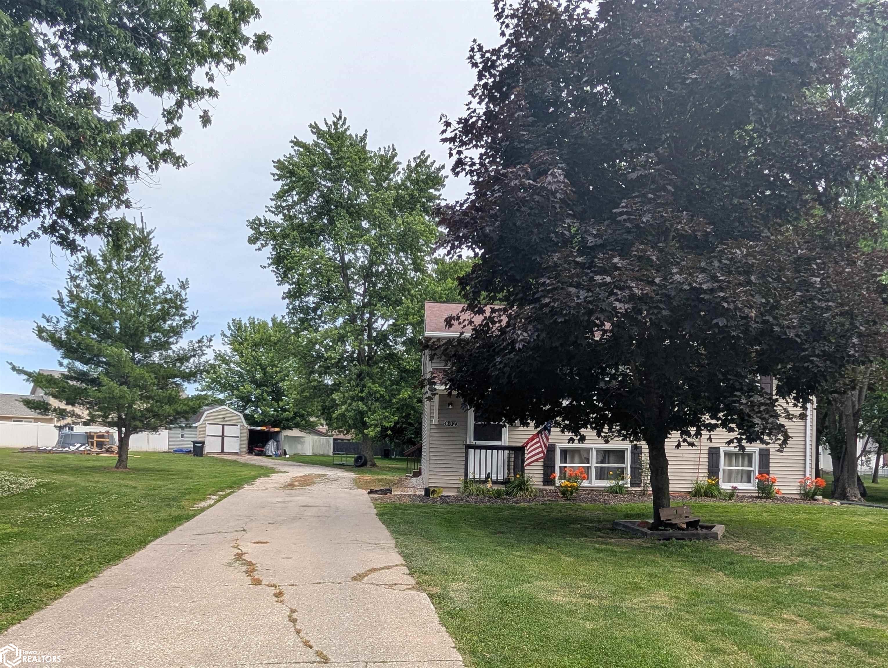 802 N Bergdahl Circle, Mount Pleasant, Iowa image 32