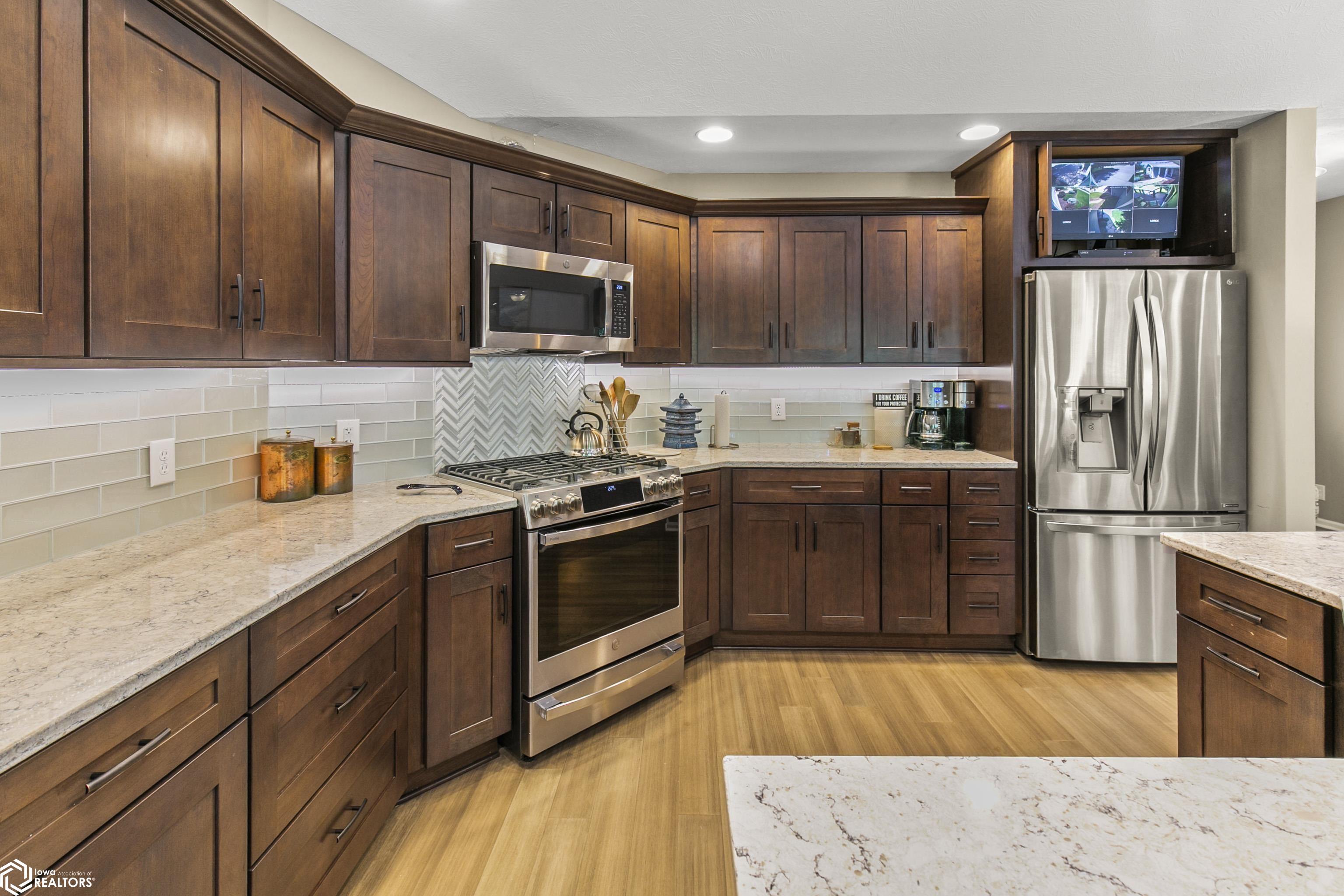215 Parkwild Drive, Council Bluffs, Iowa image 13