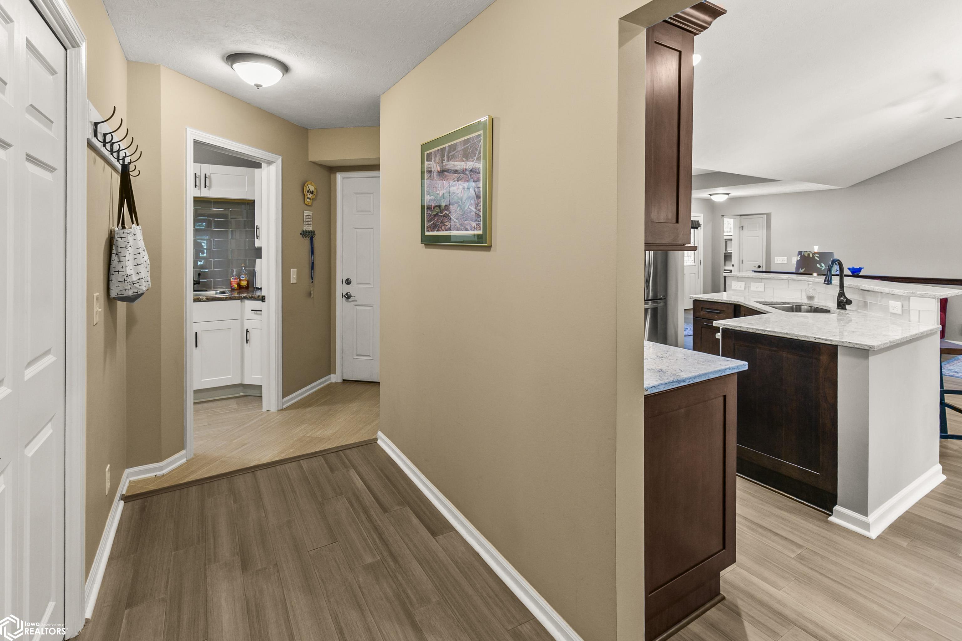 215 Parkwild Drive, Council Bluffs, Iowa image 20