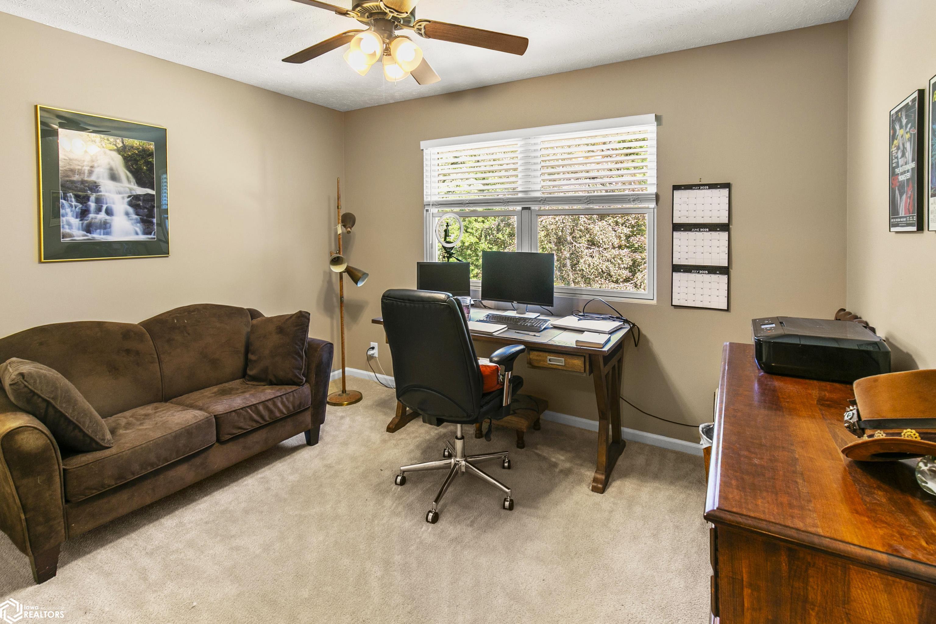 215 Parkwild Drive, Council Bluffs, Iowa image 32