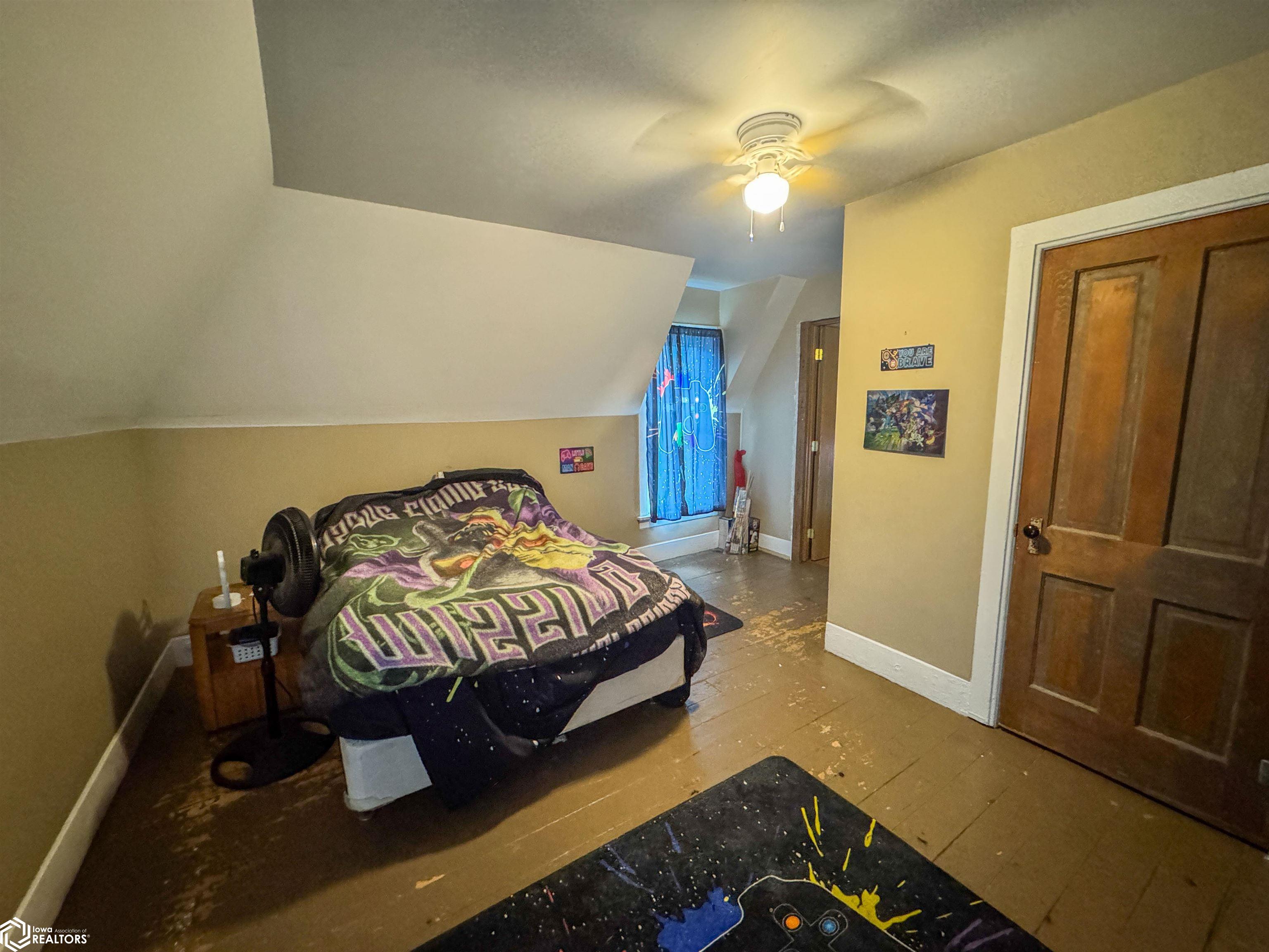 302 Park Street, Sheffield, Iowa image 6