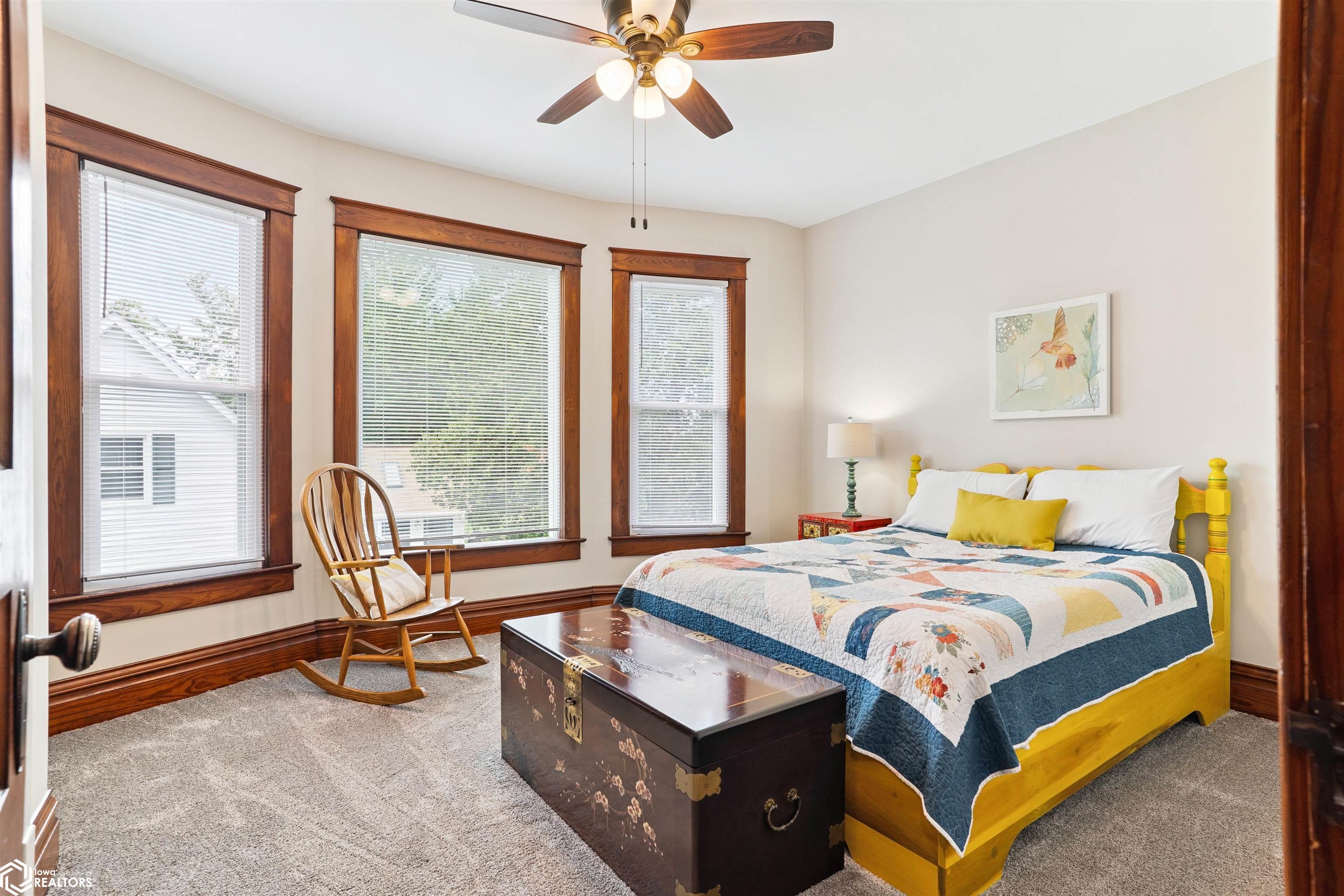 2812 West Avenue, Burlington, Iowa image 32