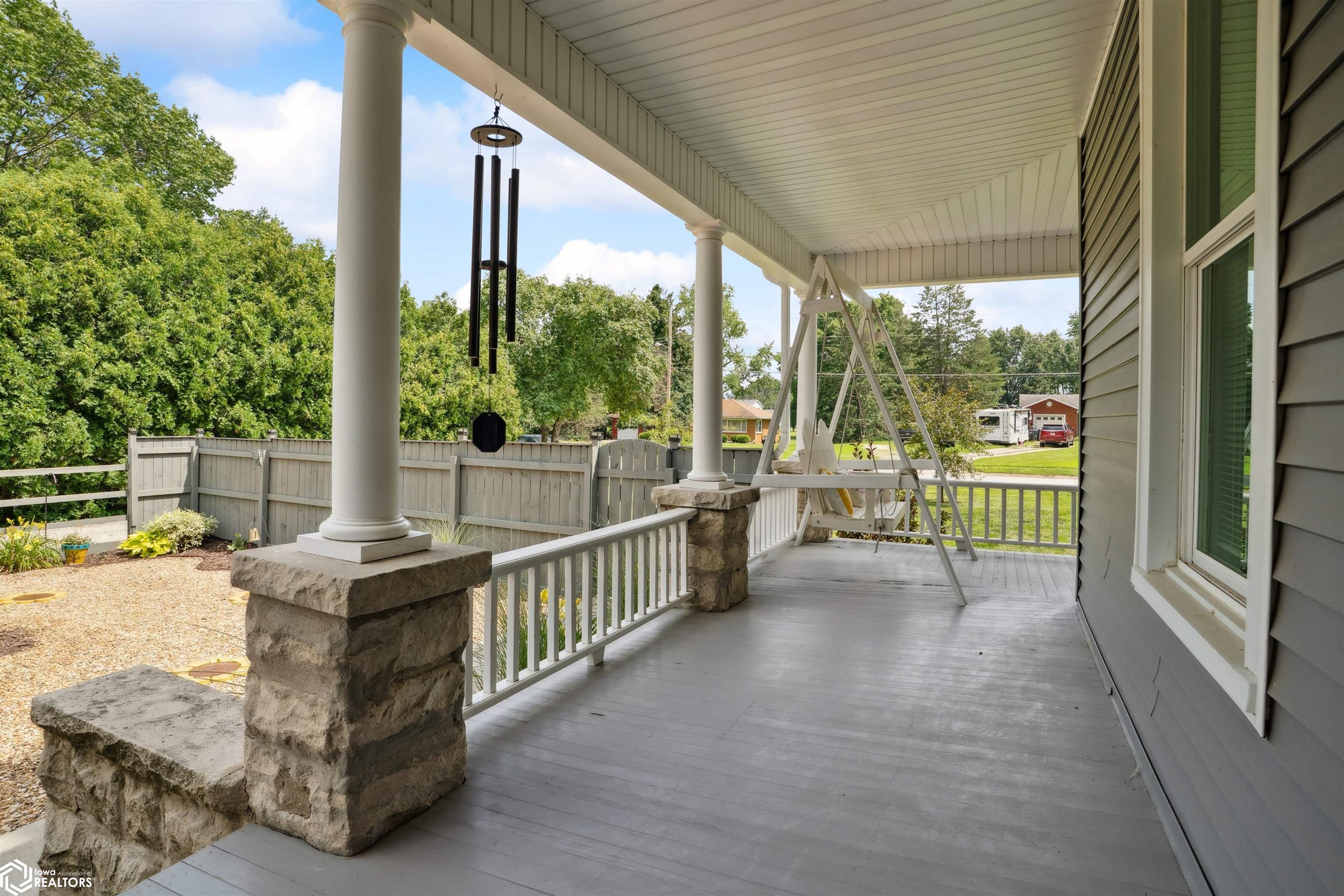 2812 West Avenue, Burlington, Iowa image 6