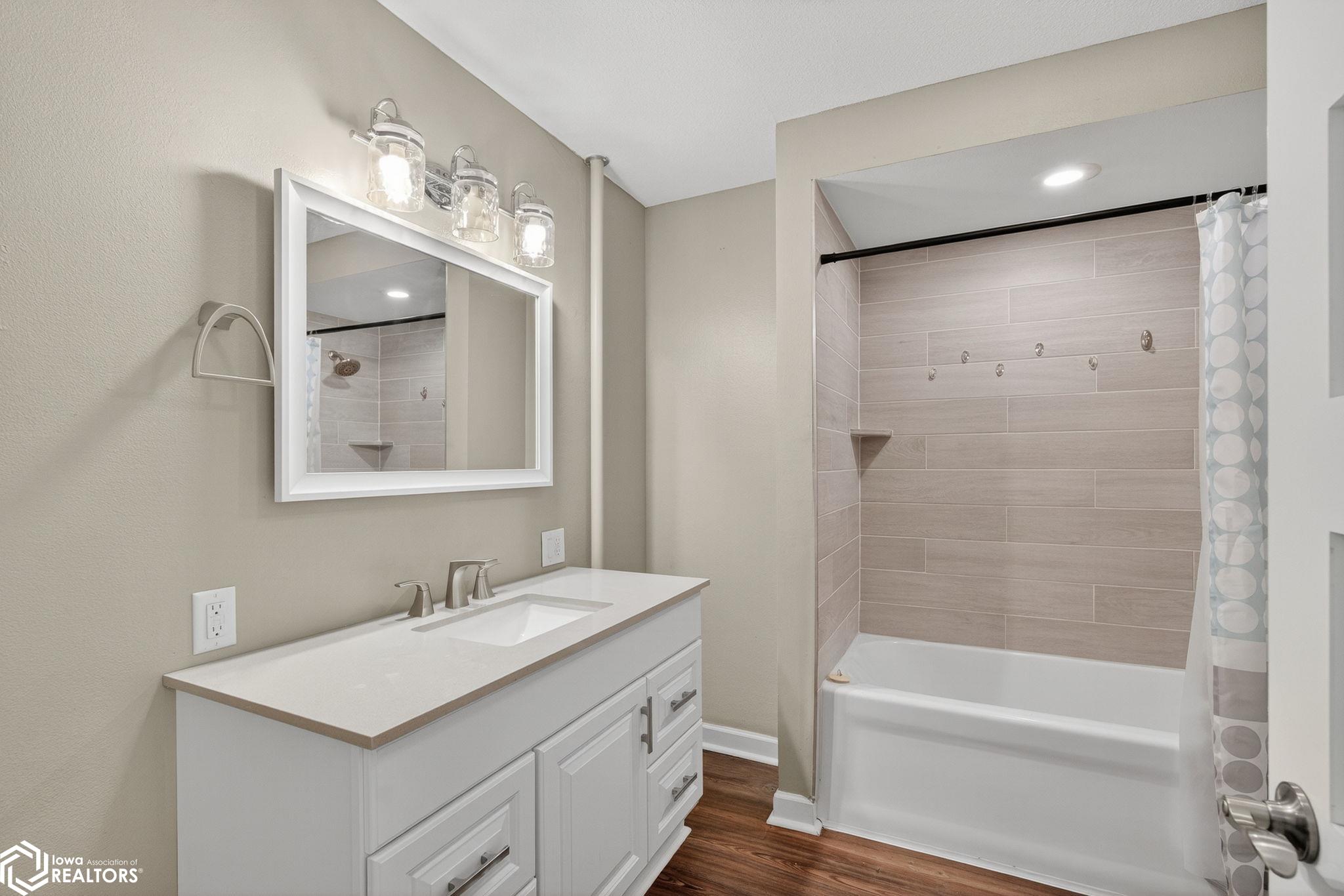 7702 SW 9th Street, Des Moines, Iowa image 12