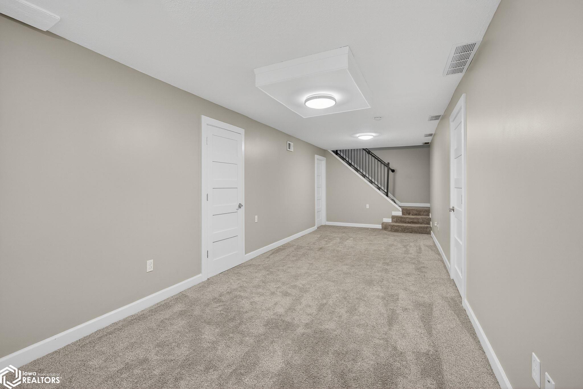 7702 SW 9th Street, Des Moines, Iowa image 16