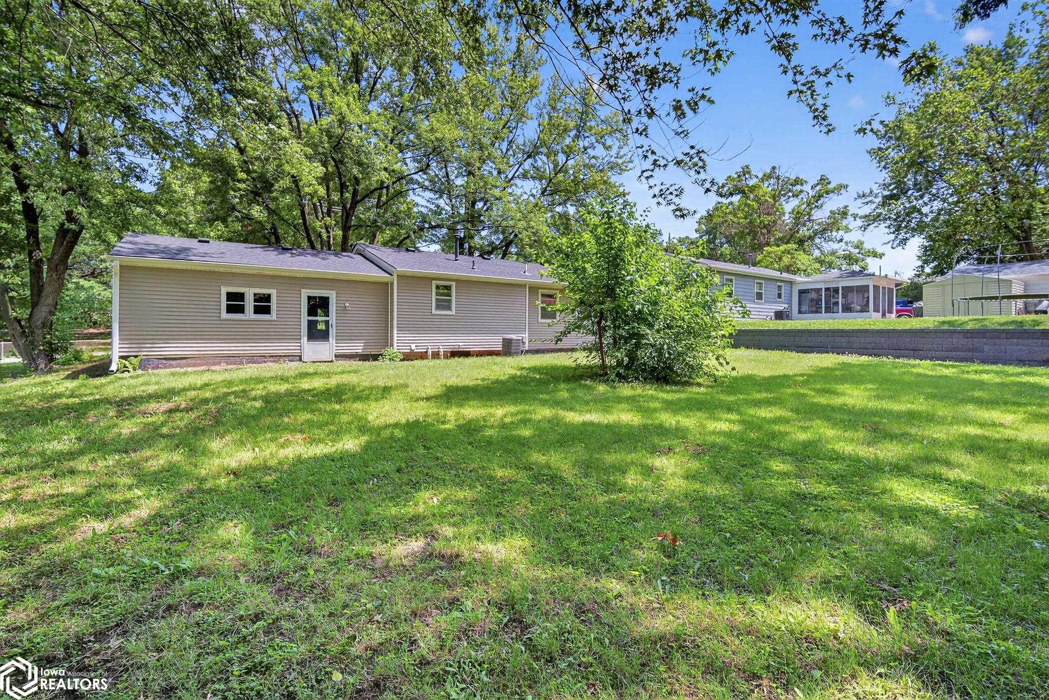 7702 SW 9th Street, Des Moines, Iowa image 20