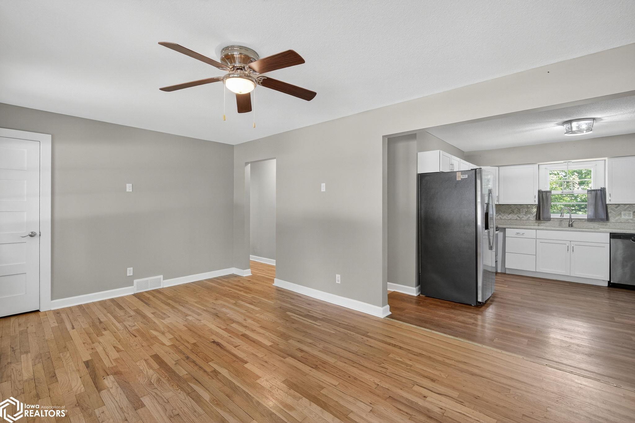 7702 SW 9th Street, Des Moines, Iowa image 6