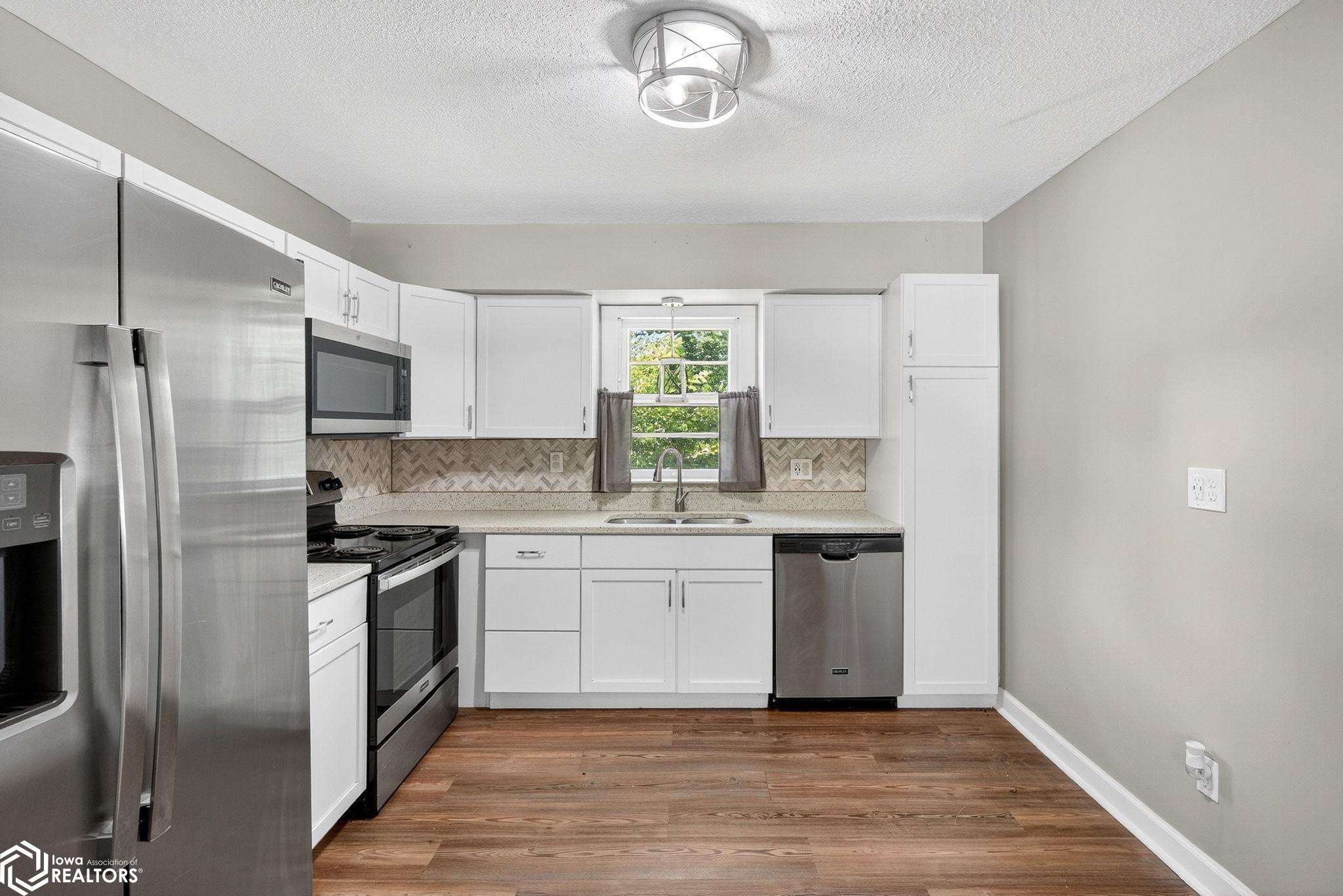 7702 SW 9th Street, Des Moines, Iowa image 7