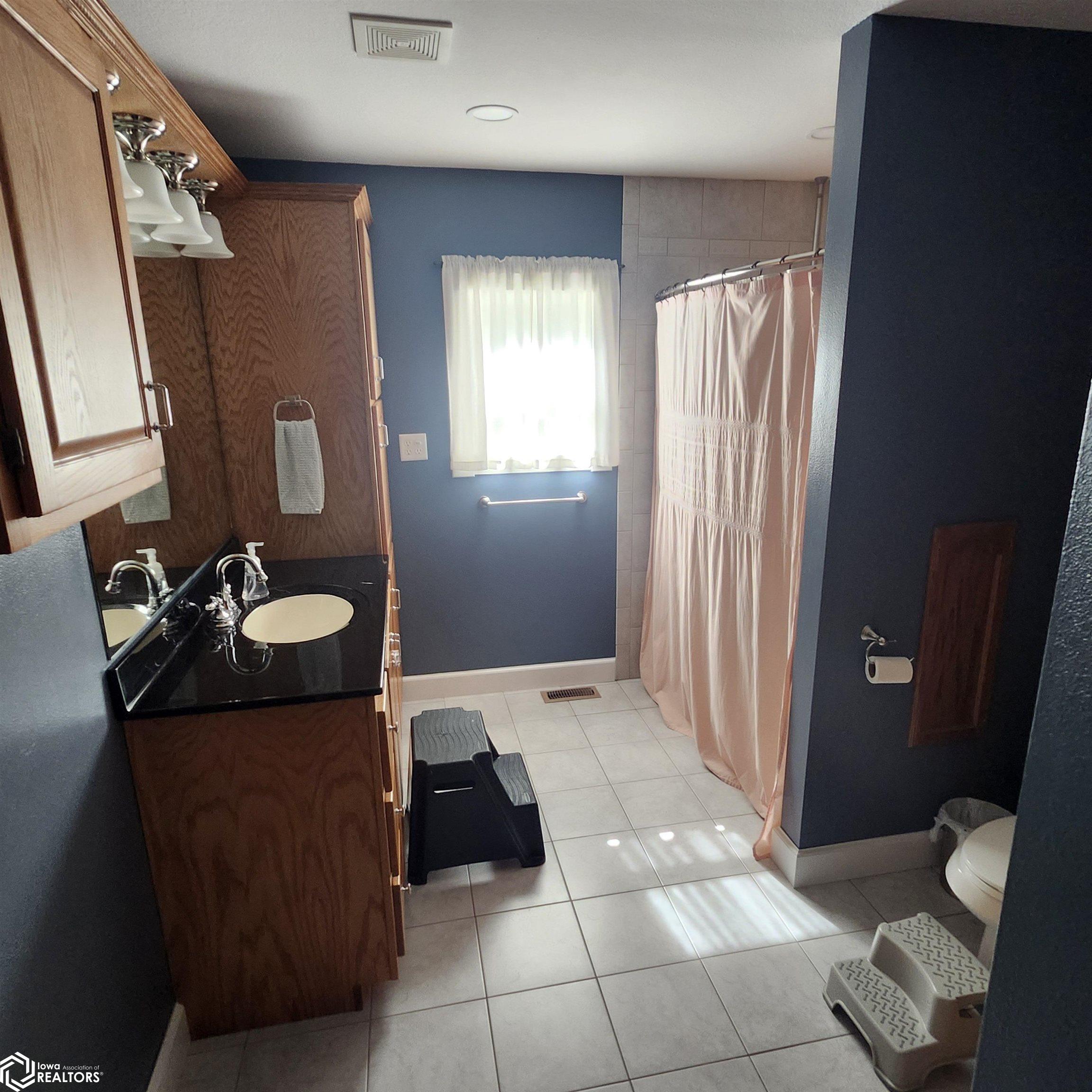 1827 130th St, Bode, Iowa image 16
