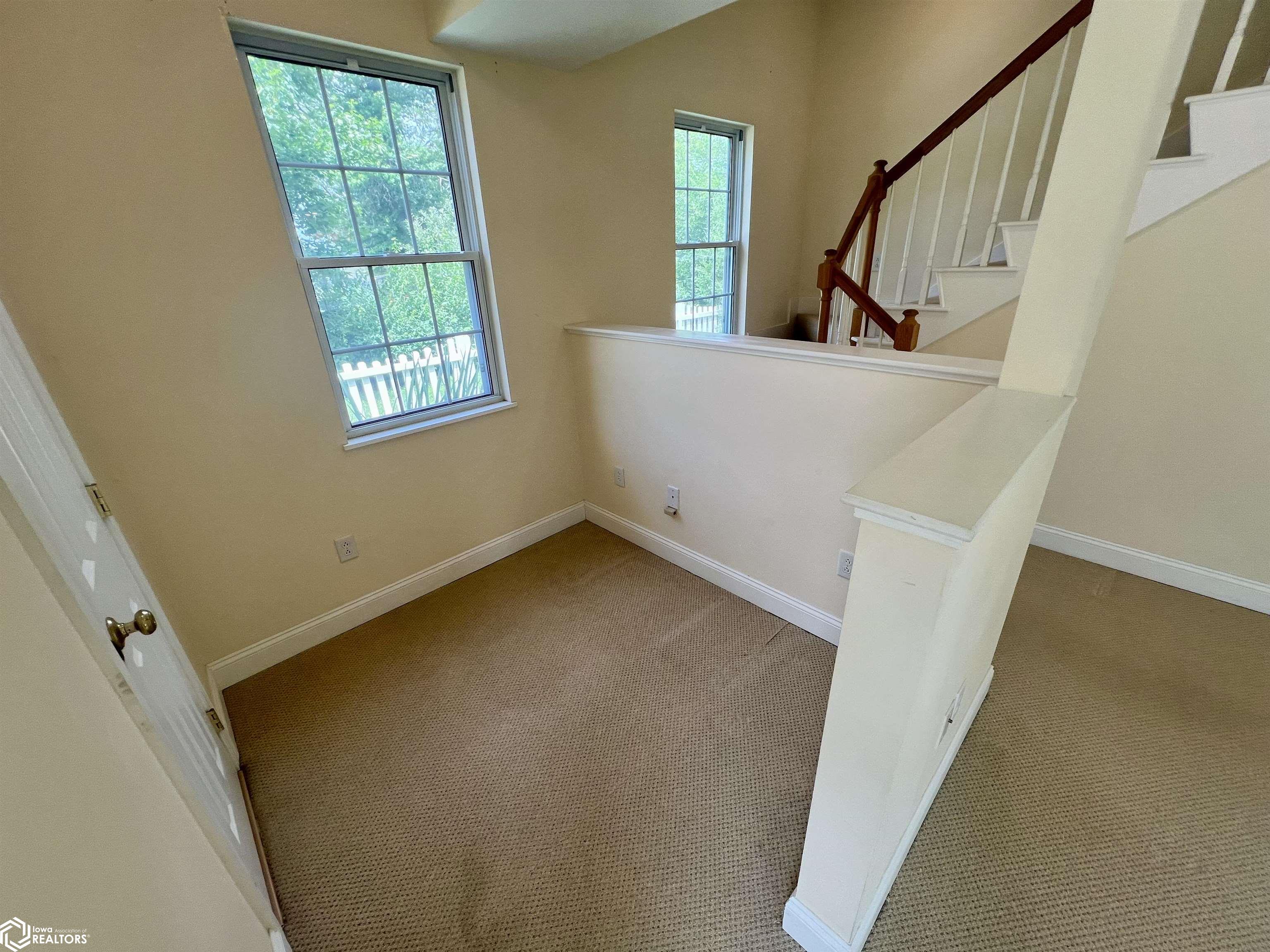710 Orchard Place, Fairfield, Iowa image 20