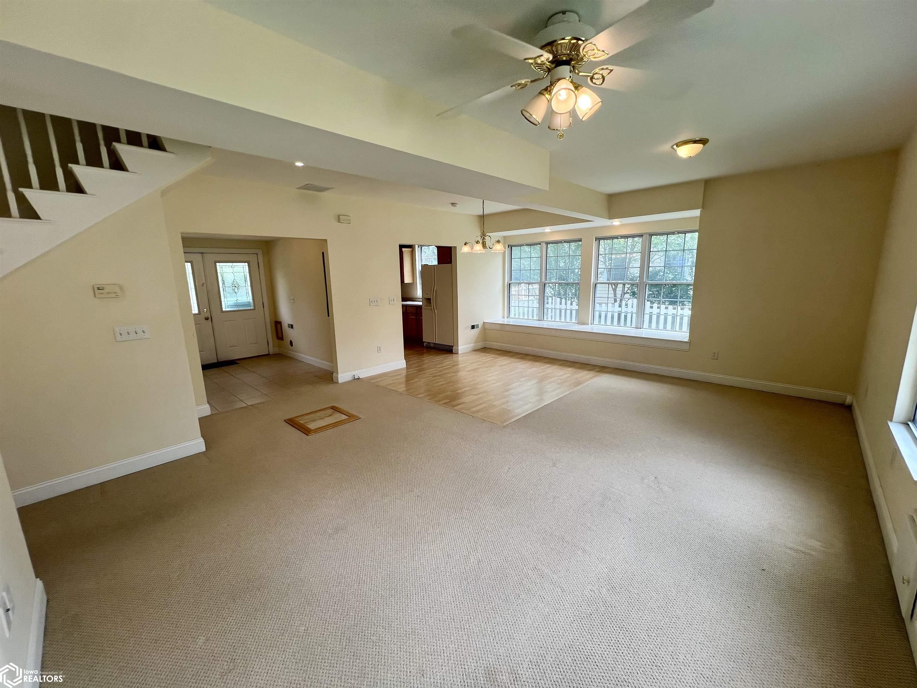 710 Orchard Place, Fairfield, Iowa image 9