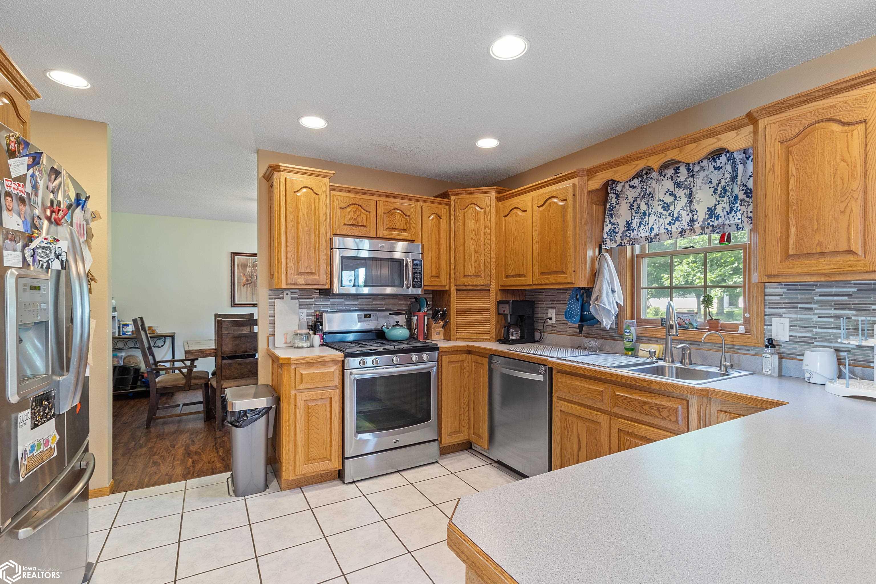1508 Emerald Ct, Mason City, Iowa image 10