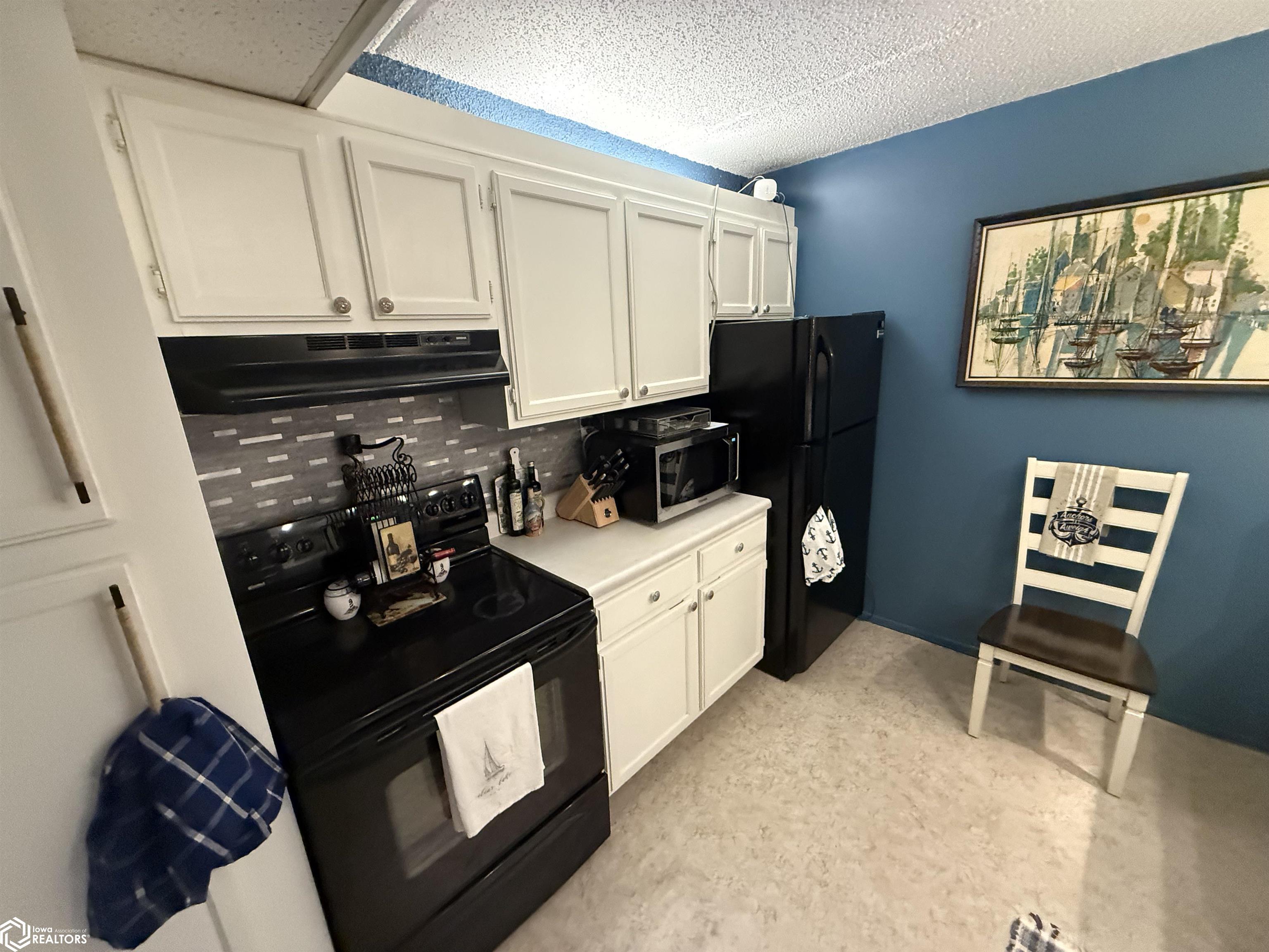 2700 N Shore Drive #405, Clear Lake, Iowa image 1