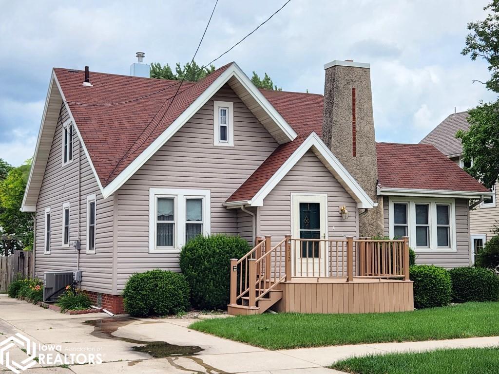 312 15th Street, Mason City, Iowa image 1