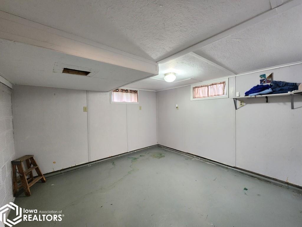 312 15th Street, Mason City, Iowa image 13