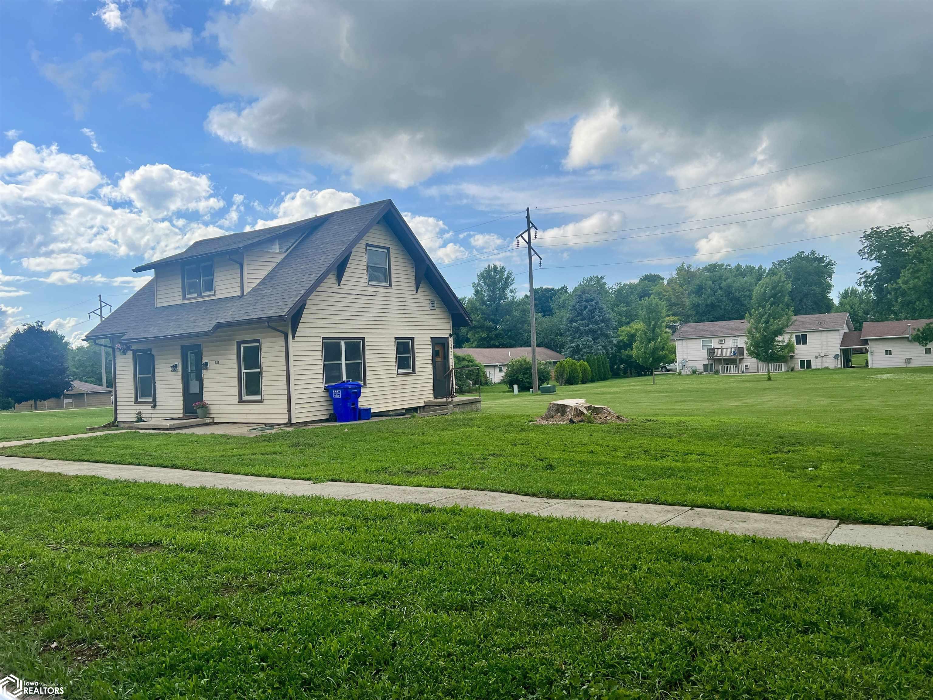 587 8th Avenue, Manilla, Iowa image 2