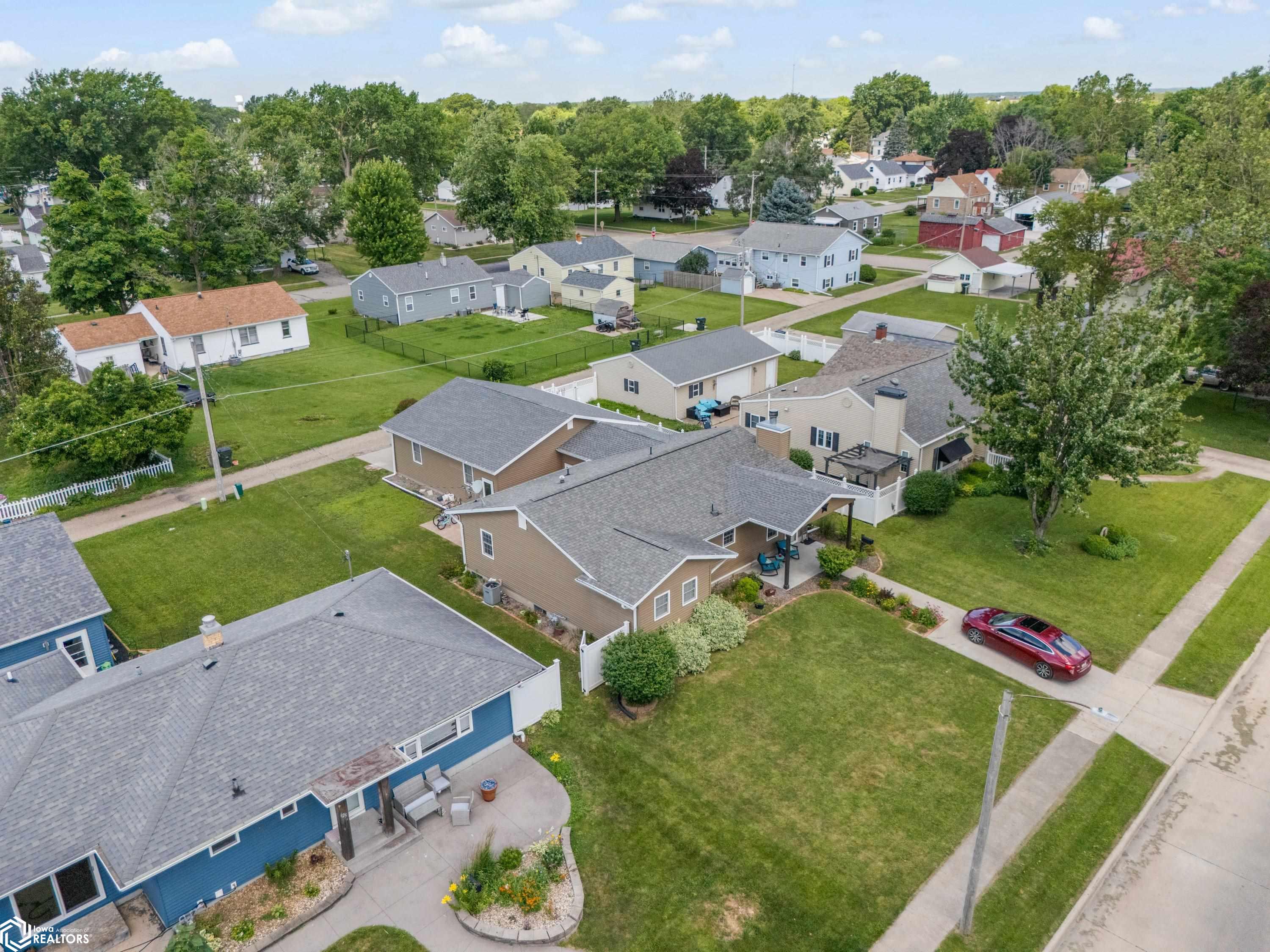 621 Broadway Street, West Burlington, Iowa image 23