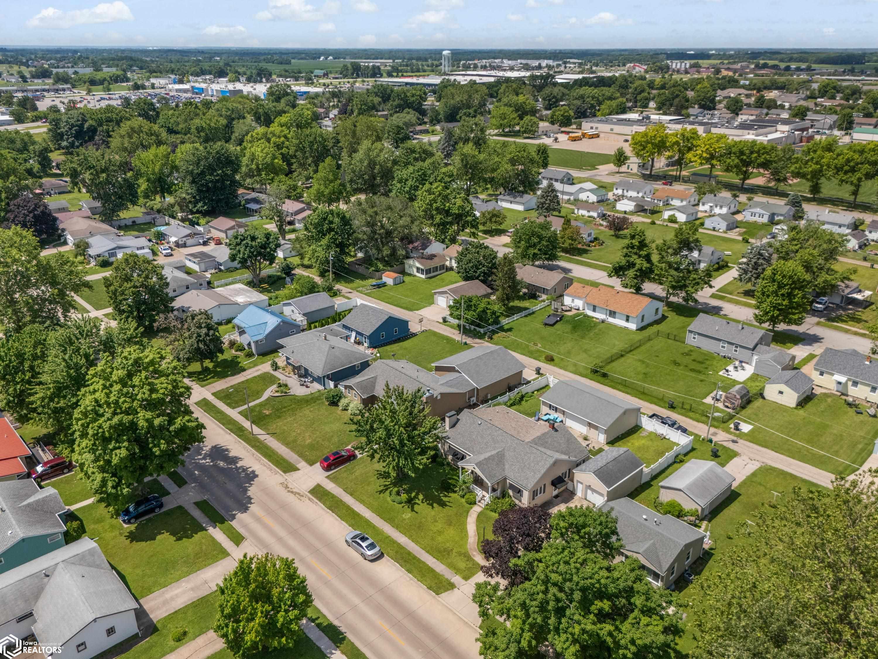 621 Broadway Street, West Burlington, Iowa image 30