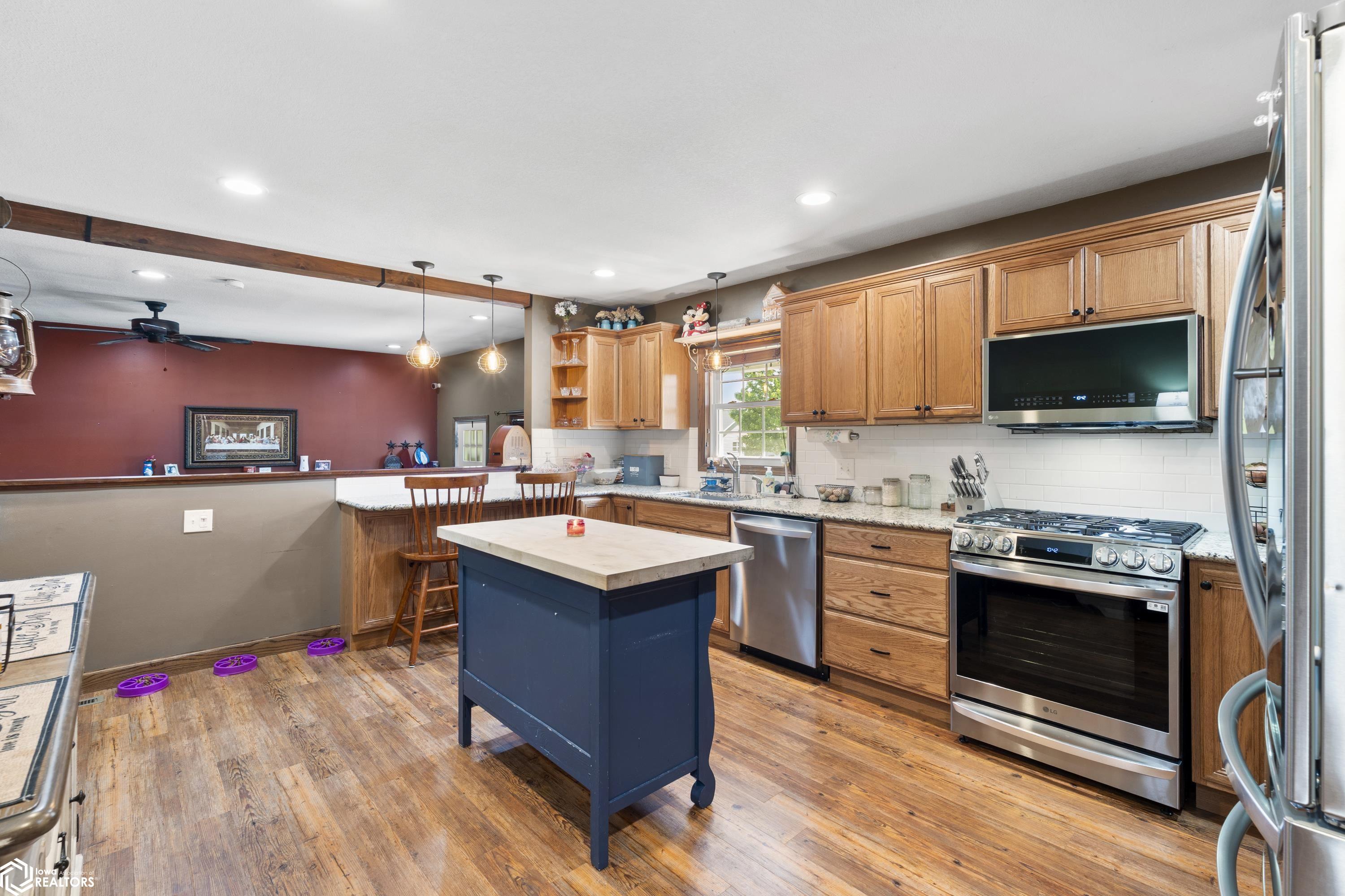 621 Broadway Street, West Burlington, Iowa image 6