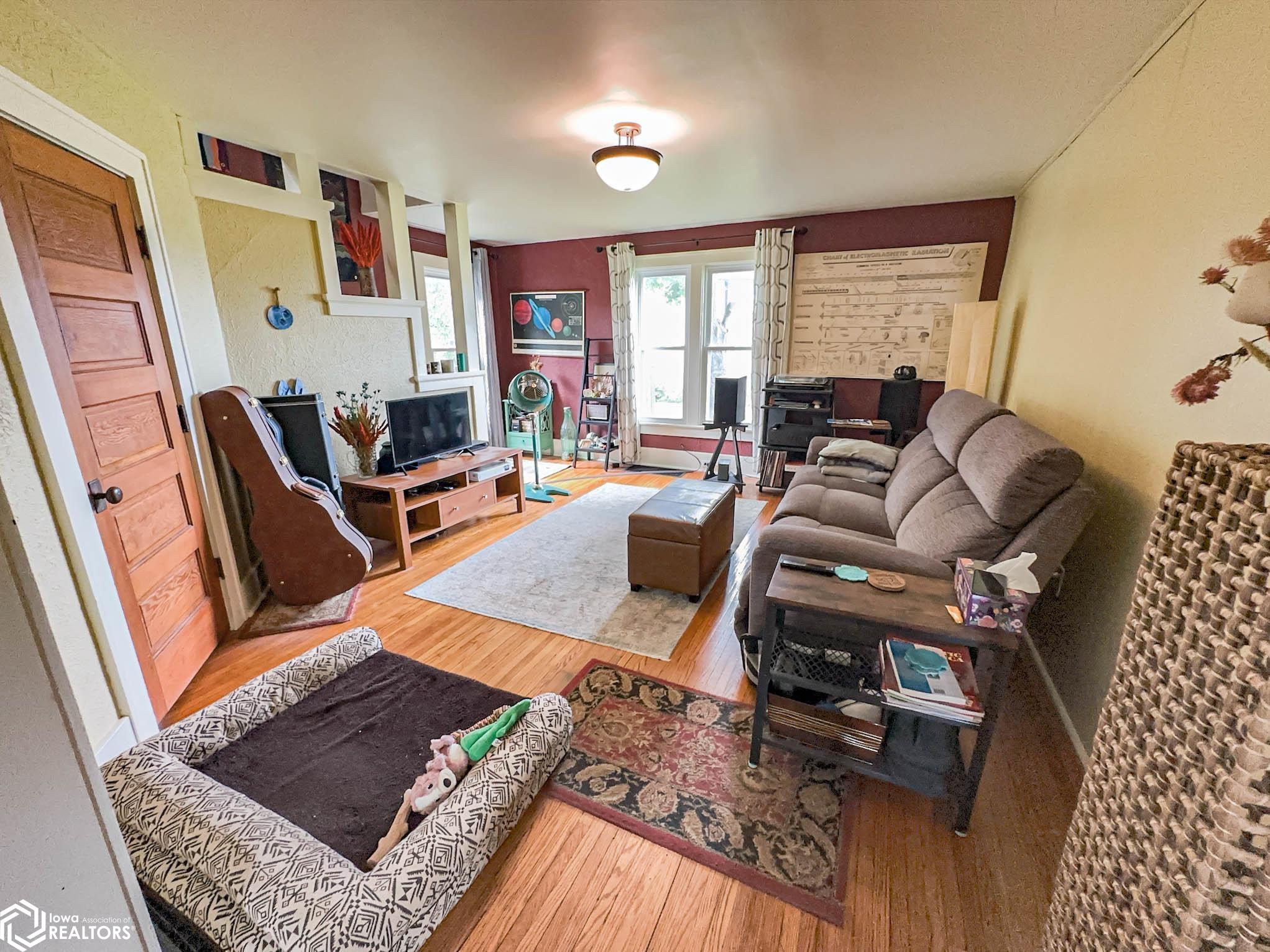 818 Summer Street, Grinnell, Iowa image 15
