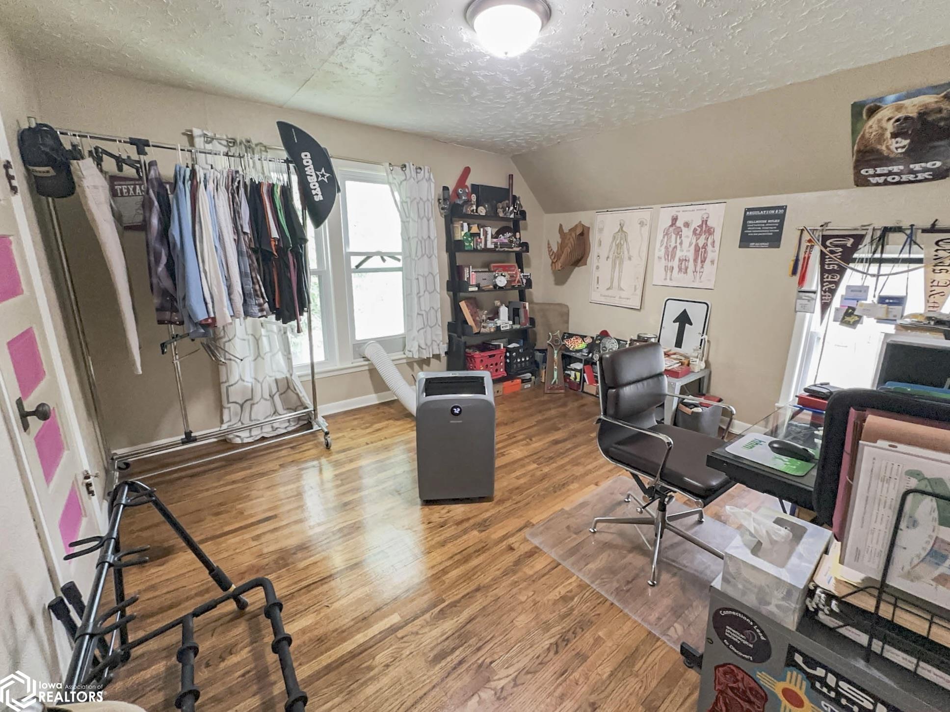 818 Summer Street, Grinnell, Iowa image 24