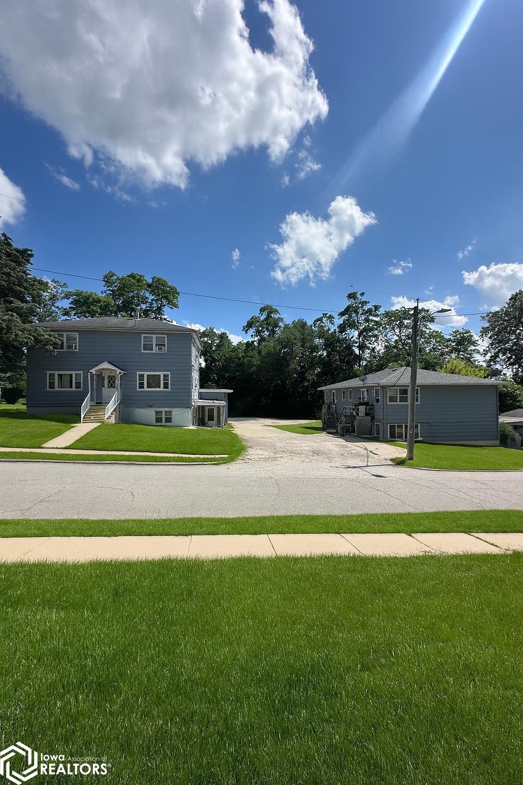 202 W Maple Avenue, Ottumwa, Iowa image 1