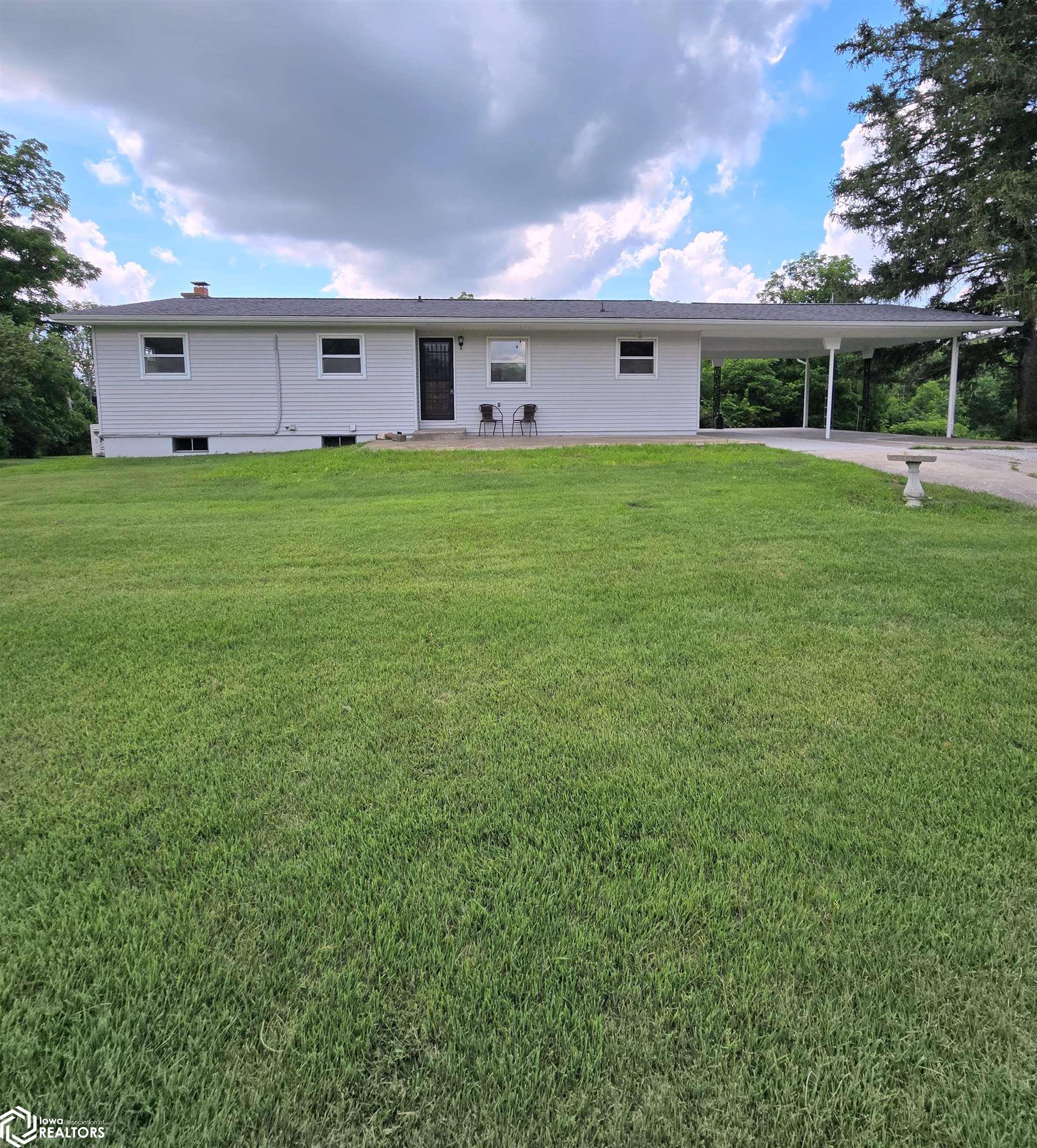 1495 N County Rd 900, Hamilton, Illinois image 2