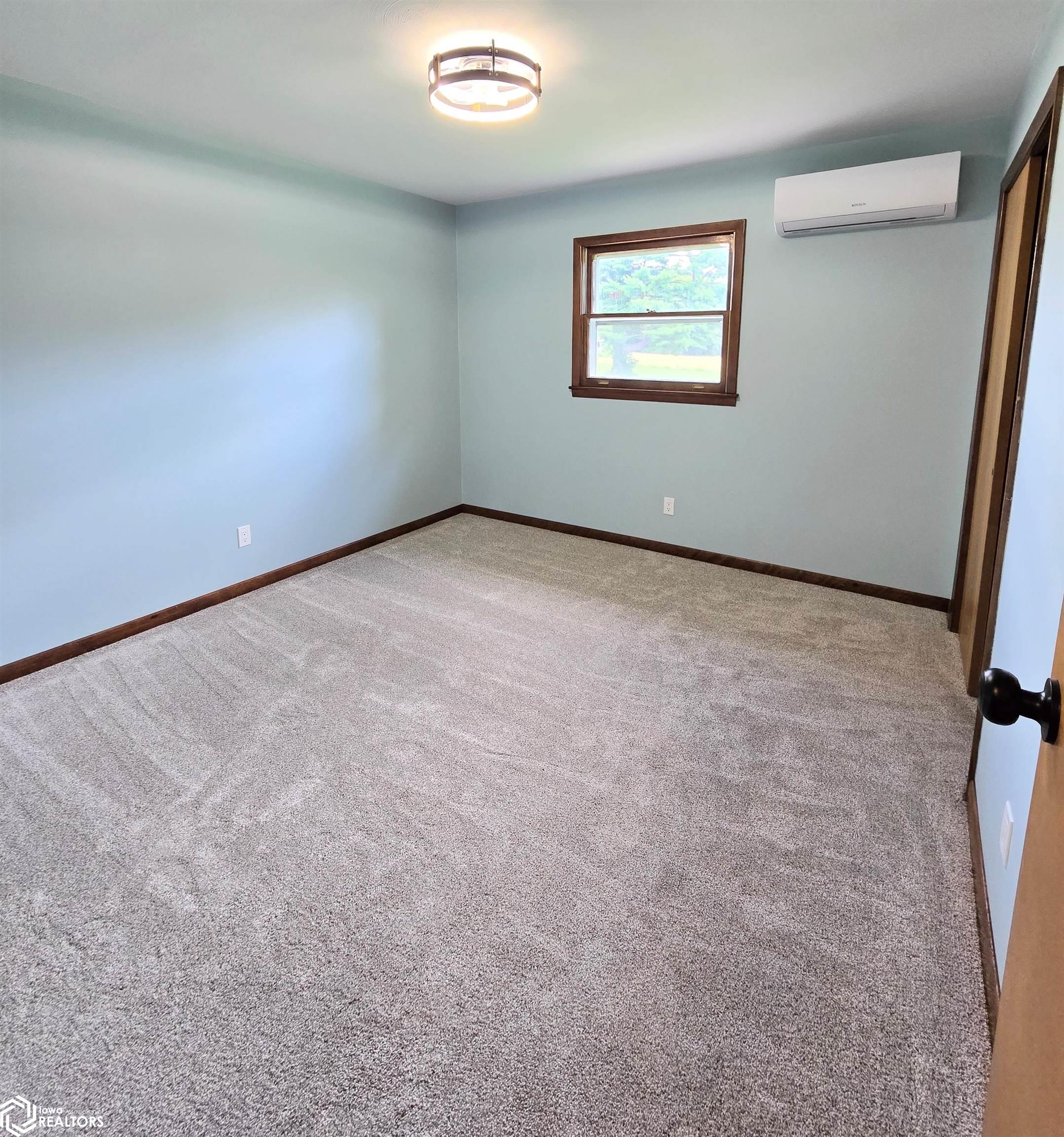 1495 N County Rd 900, Hamilton, Illinois image 12