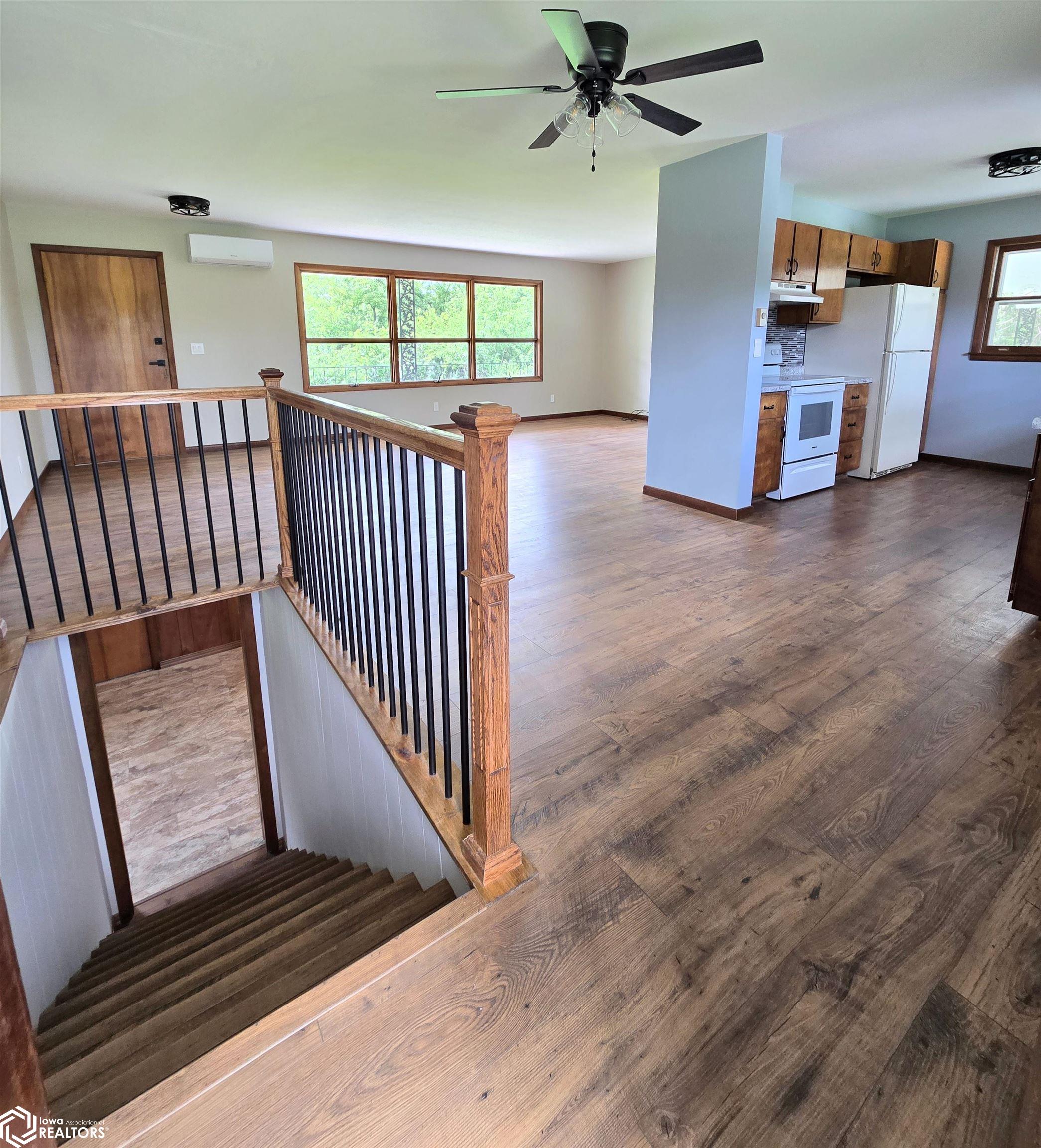 1495 N County Rd 900, Hamilton, Illinois image 3