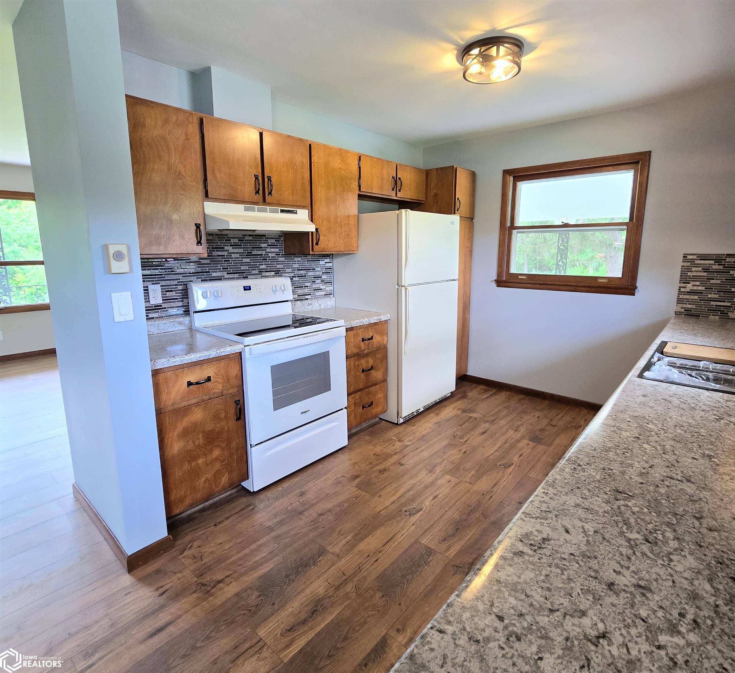 1495 N County Rd 900, Hamilton, Illinois image 5
