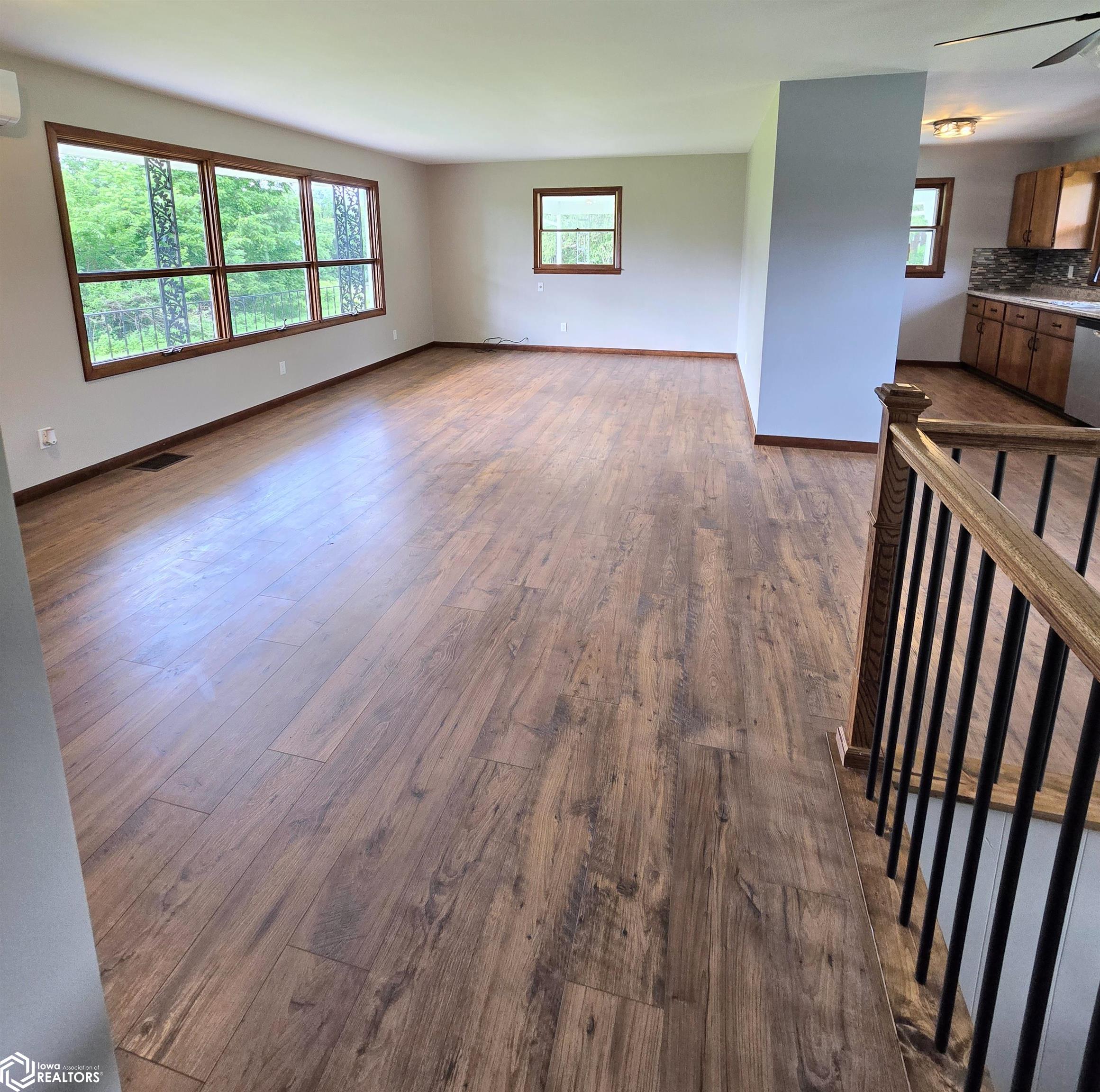1495 N County Rd 900, Hamilton, Illinois image 6