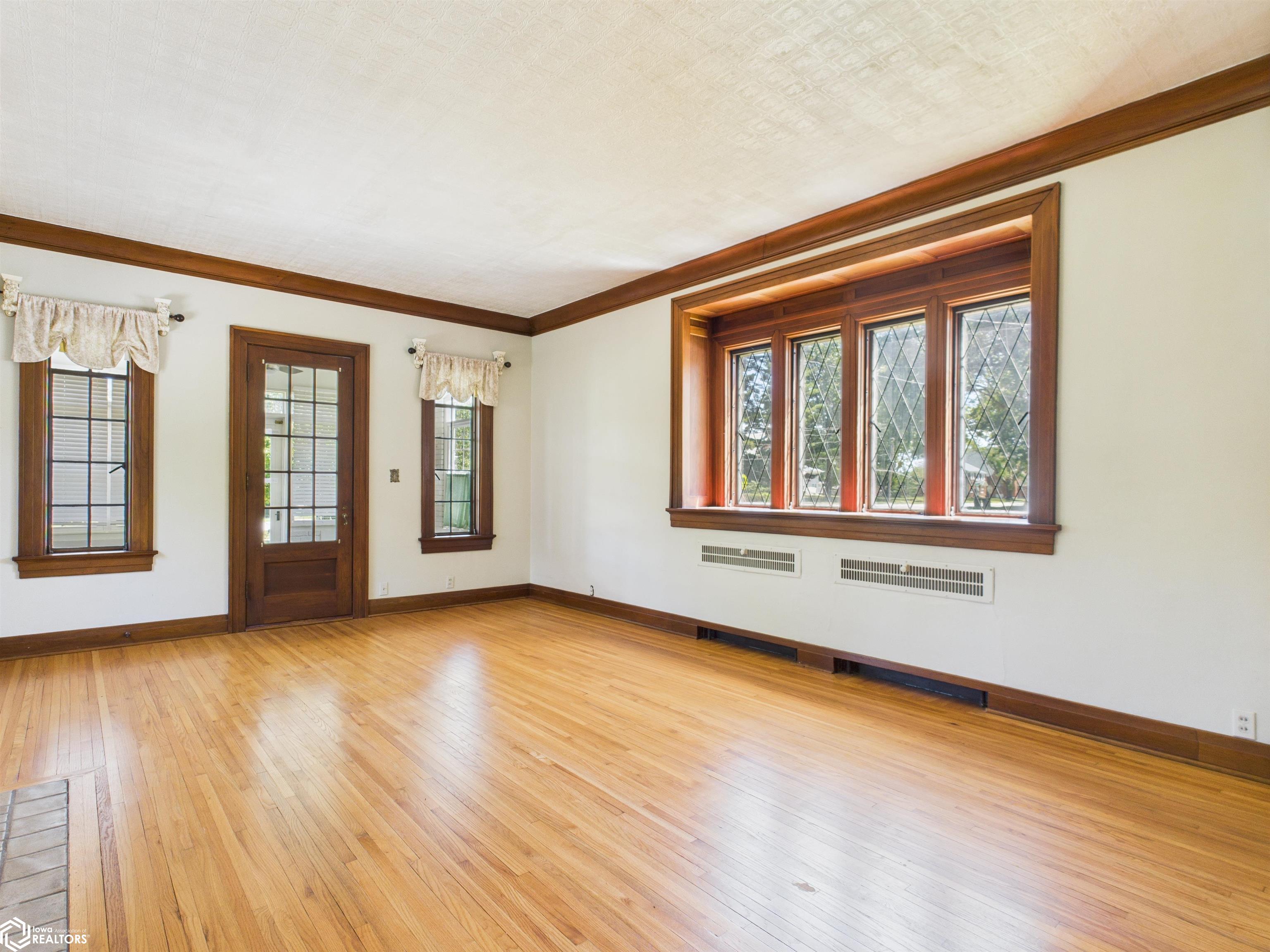 101 W Alta Vista Avenue, Ottumwa, Iowa image 16